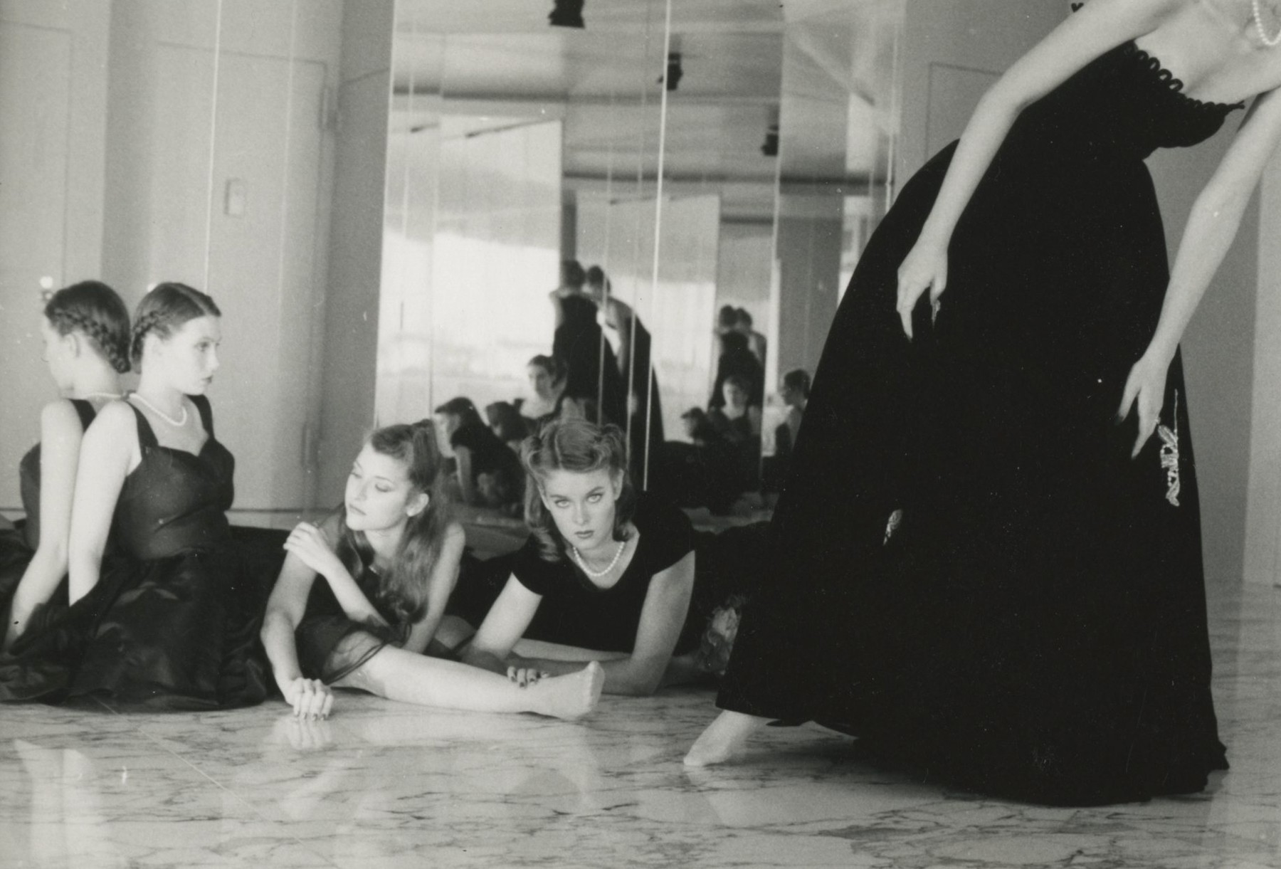 Deborah Turbeville, Untitled (fashion study for Xavier's hair salon), c.1975