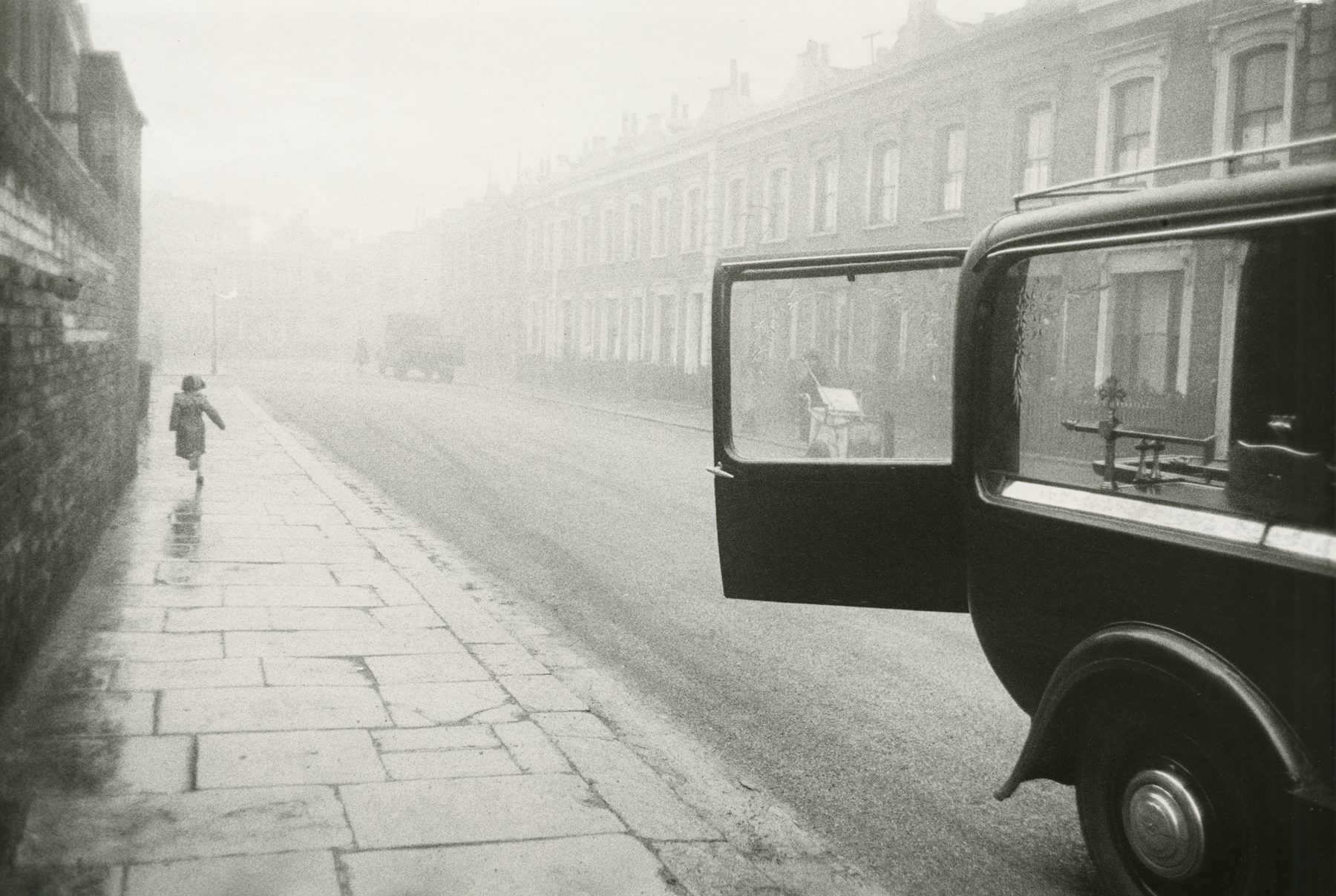 Robert Frank  London, 1952  Gelatin silver print; printed 1977  11 1/4 x 16 7/8 inches