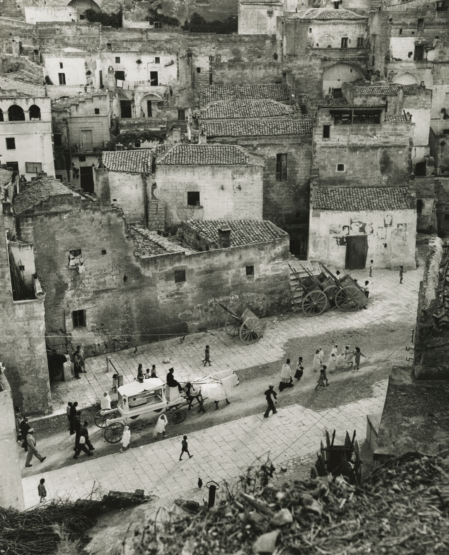David Seymour "Chim" - Funeral Procession for Child, Matera, Italy, 1948 - Howard Greenberg Gallery