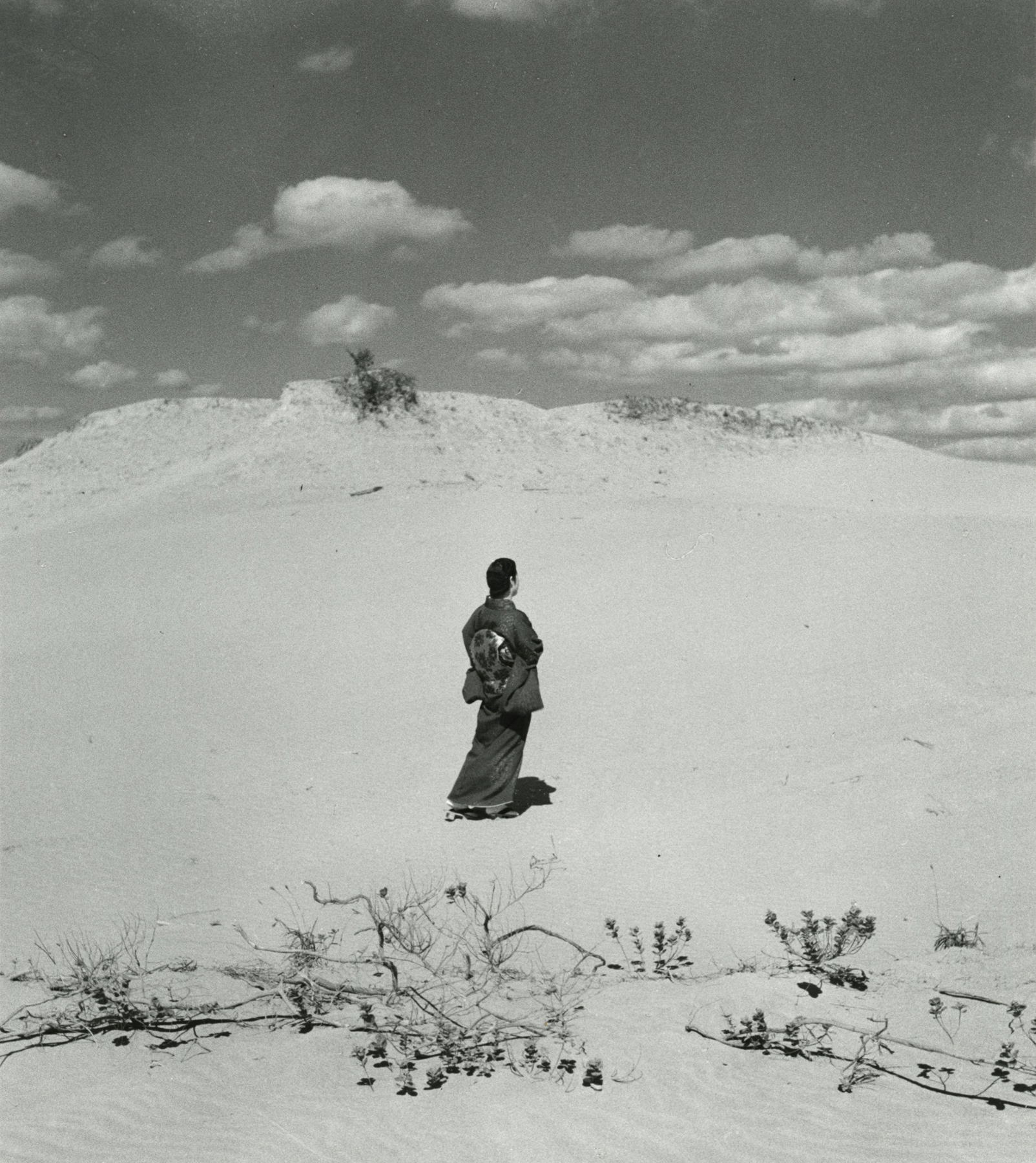 Shōji Ueda - Sand Dune with My Wife, c.1950 - Howard Greenberg Gallery