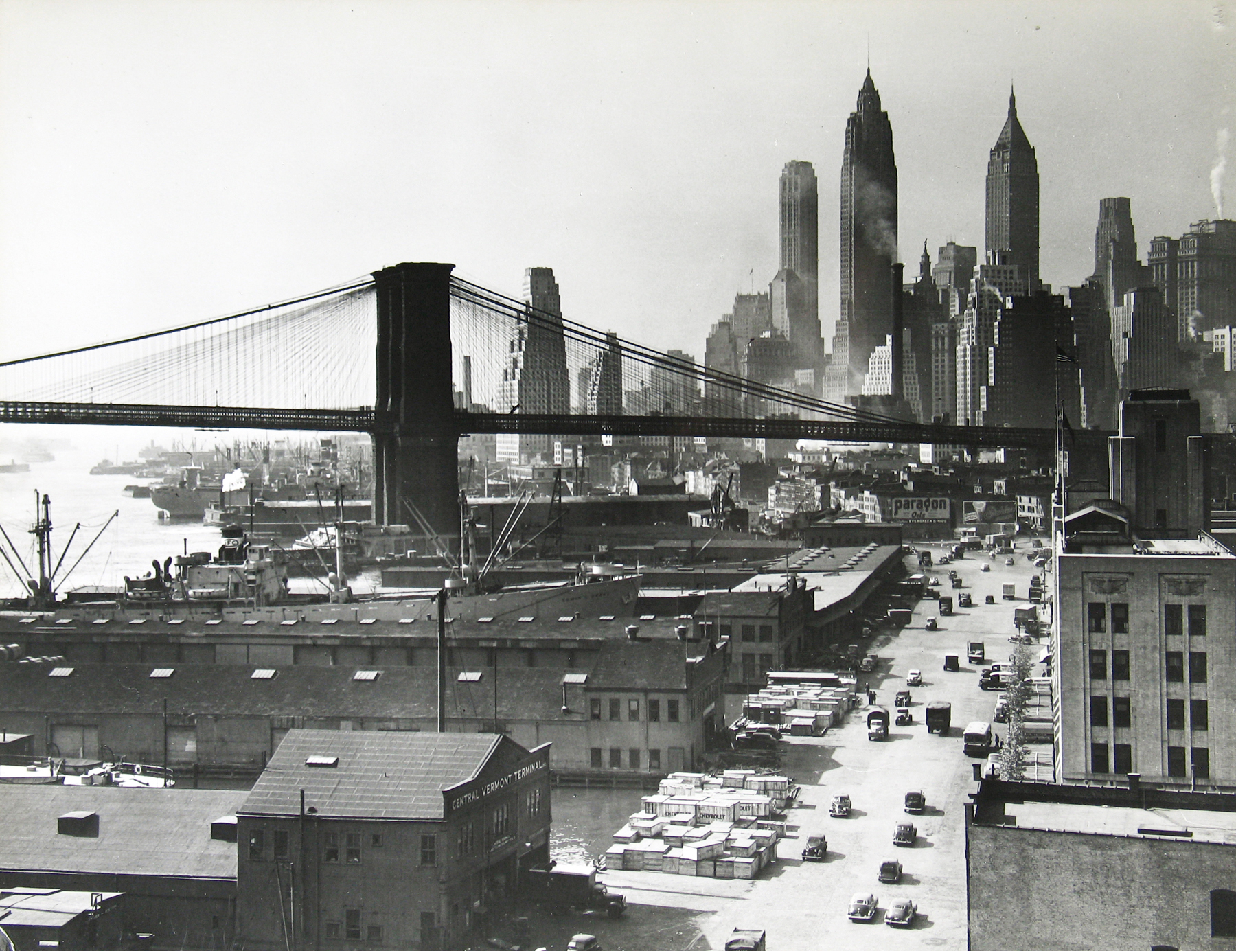Esther Bubley - New York Harbor, SONJ, NYC Oct, 1946 - Howard Greenberg Gallery