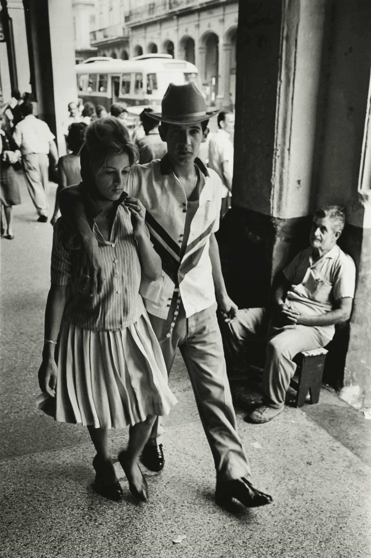 Marc Riboud - Cuba, 1963 - Howard Greenberg Gallery