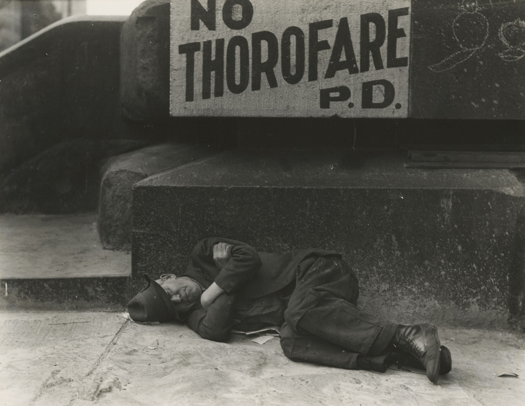 Imogen Cunningham - Under the Queensboro Bridge, 1934 - Howard Greenberg Gallery