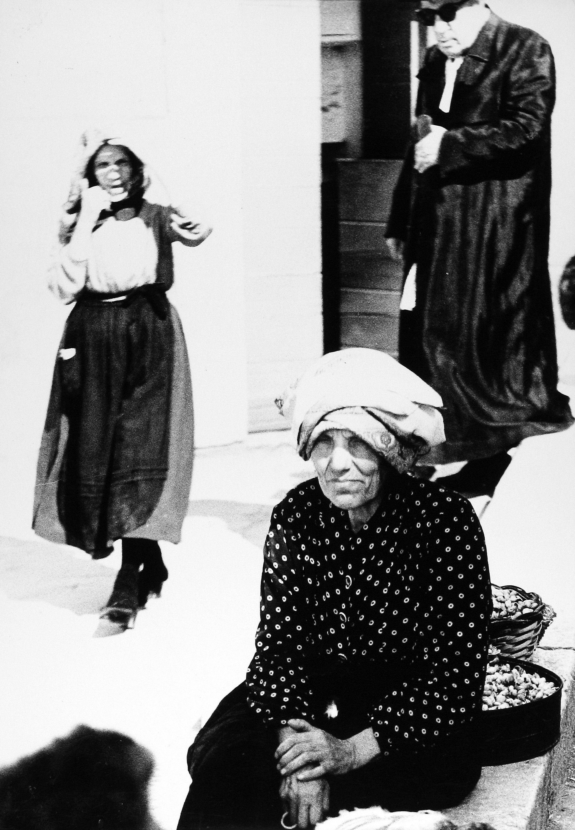 Mario Giacomelli - Puglia, 1958 - Howard Greenberg Gallery