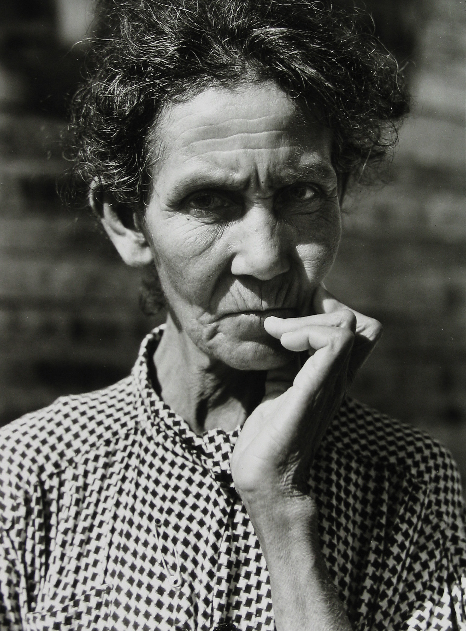 Jack Delano - A farmer laborer's widow living on a Farm Security Administration project near Manati, 1941 - Howard Greenberg Gallery