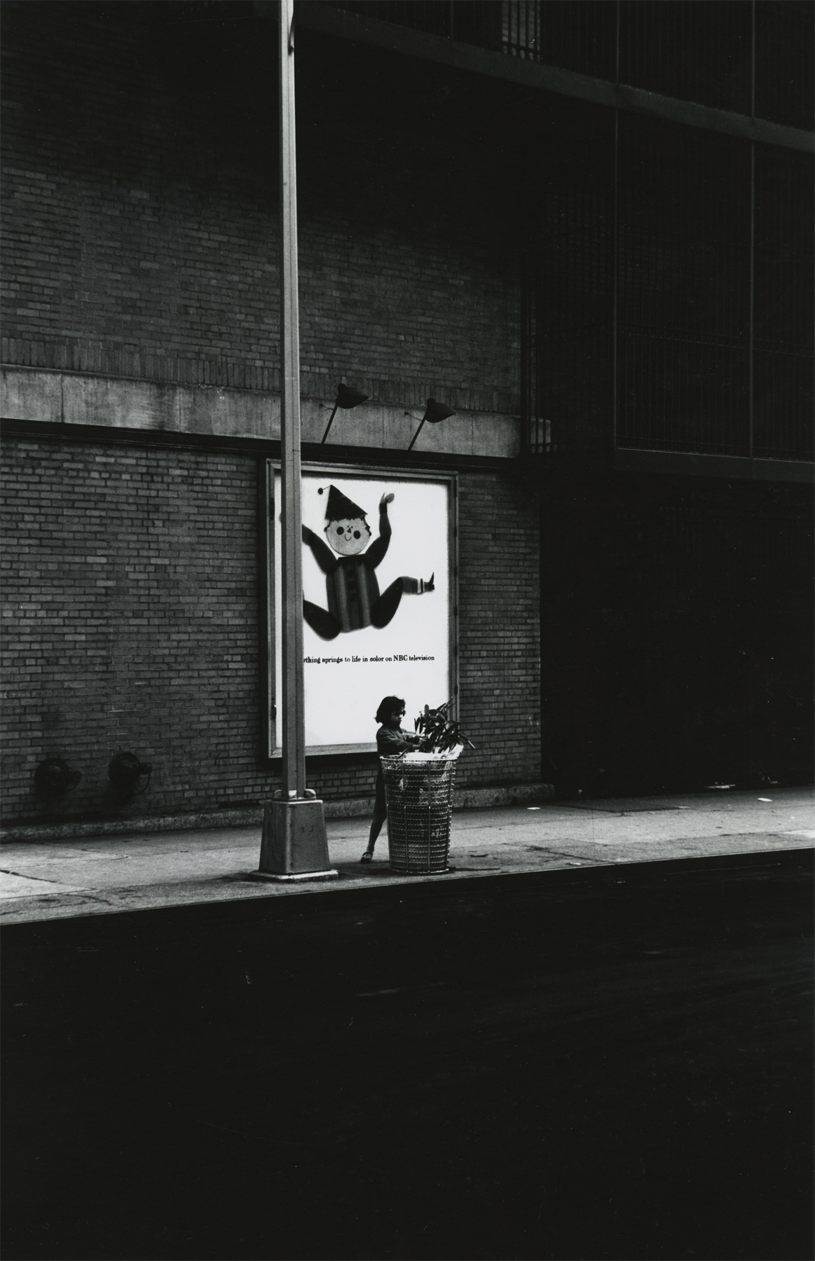 Dave Heath - Untitled - Howard Greenberg Gallery