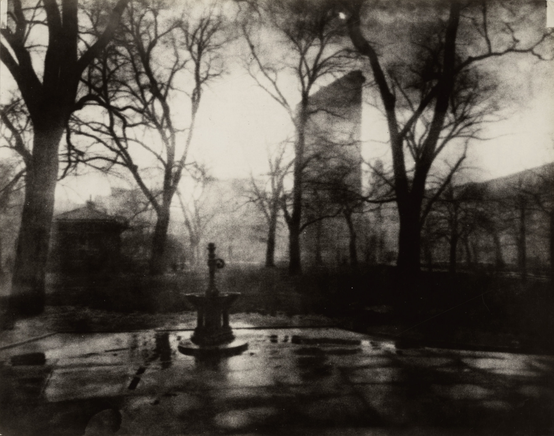 Jessie Tarbox Beals - Madison Square, c.1910  - Howard Greenberg Gallery
