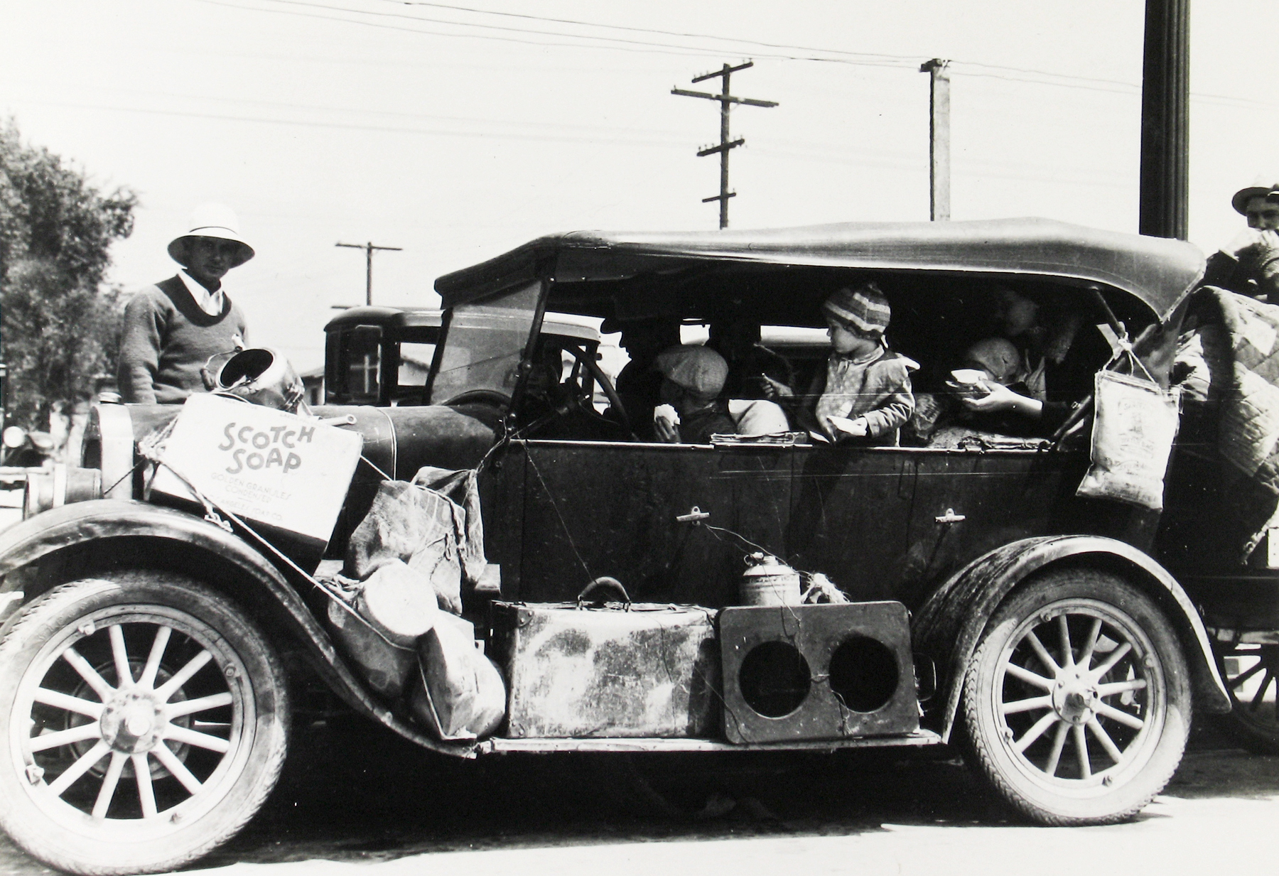 Dorothea Lange - Oklahoma dust bowl refugees, San Fernando, California, 1935 - Howard Greenberg Gallery