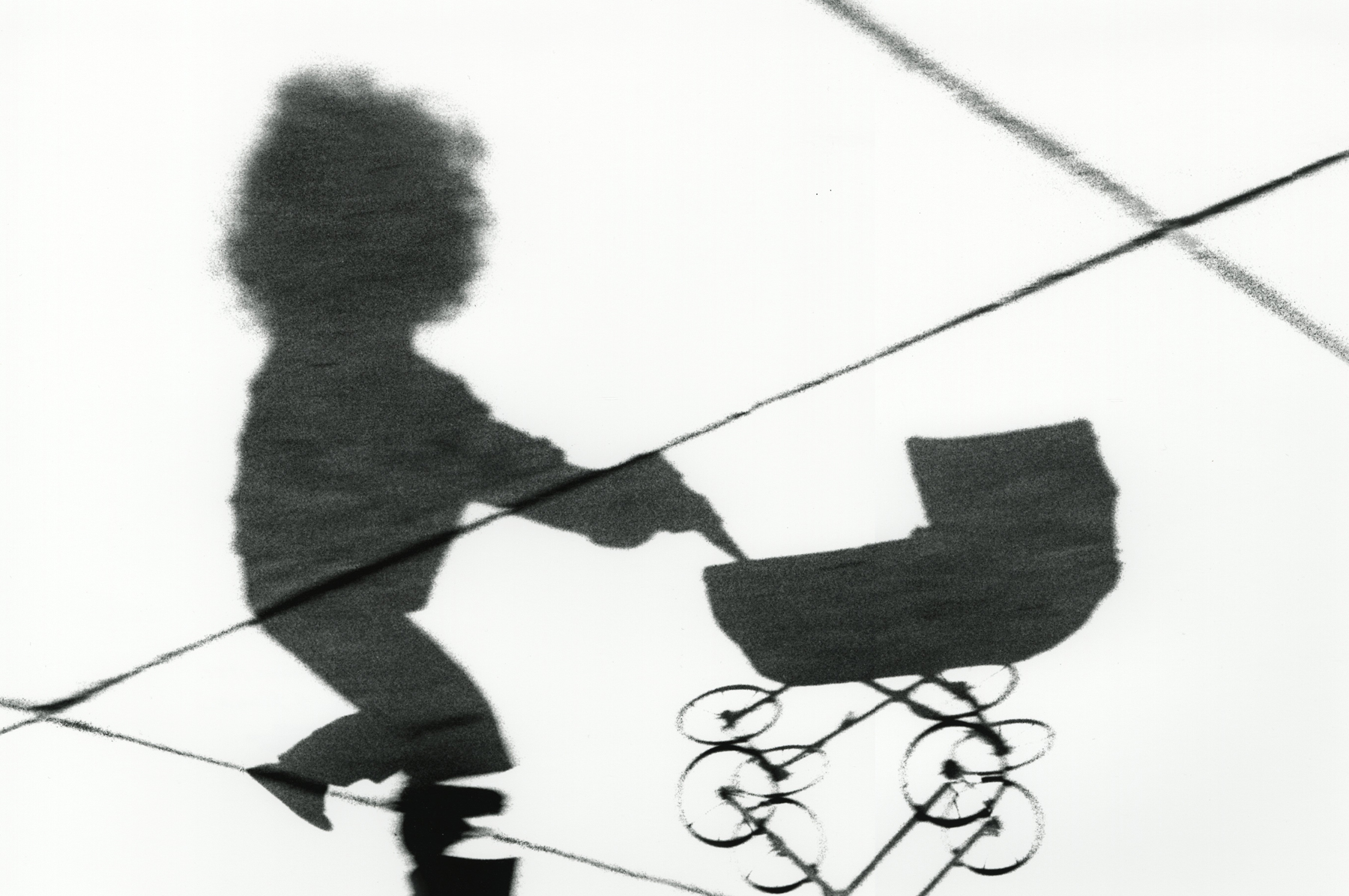 Marvin Newman - Baby Carriage, Chicago, IL, 1951 - Howard Greenberg Gallery