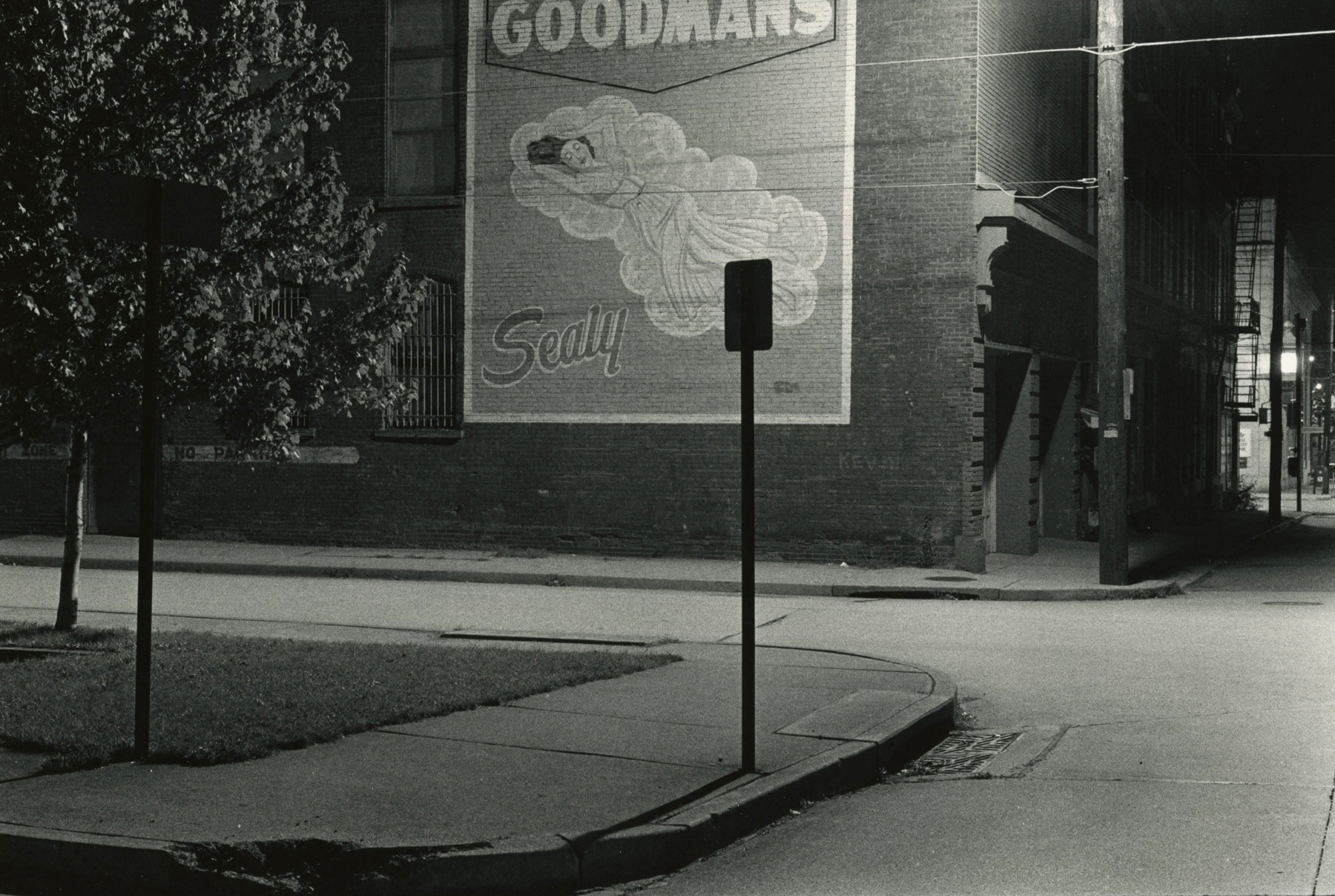 William Gedney - Bethlehem, Pennsylvania, 1975 - Howard Greenberg Gallery