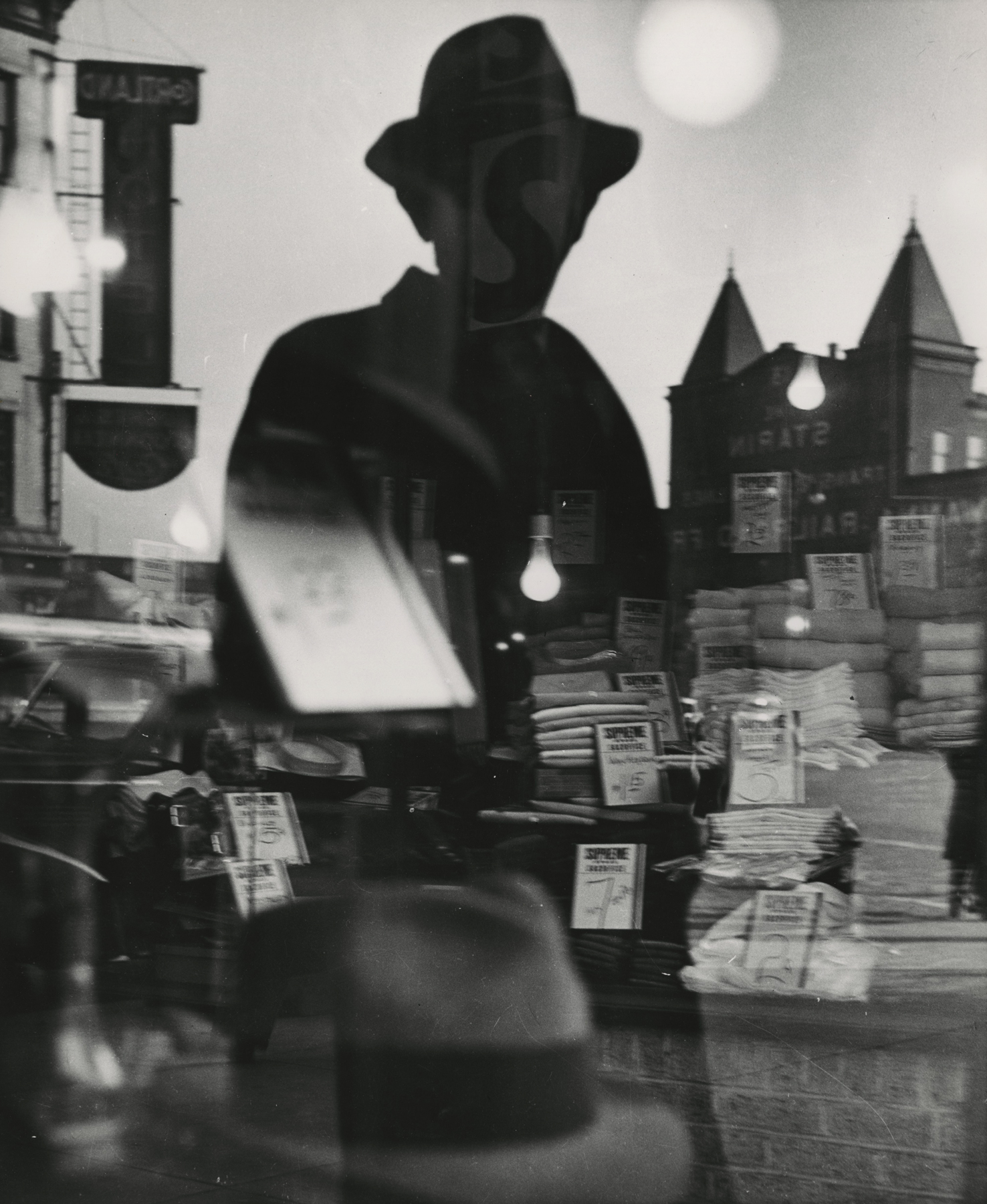 Lisette Model - First Reflection, New York, 1940 - Howard Greenberg Gallery