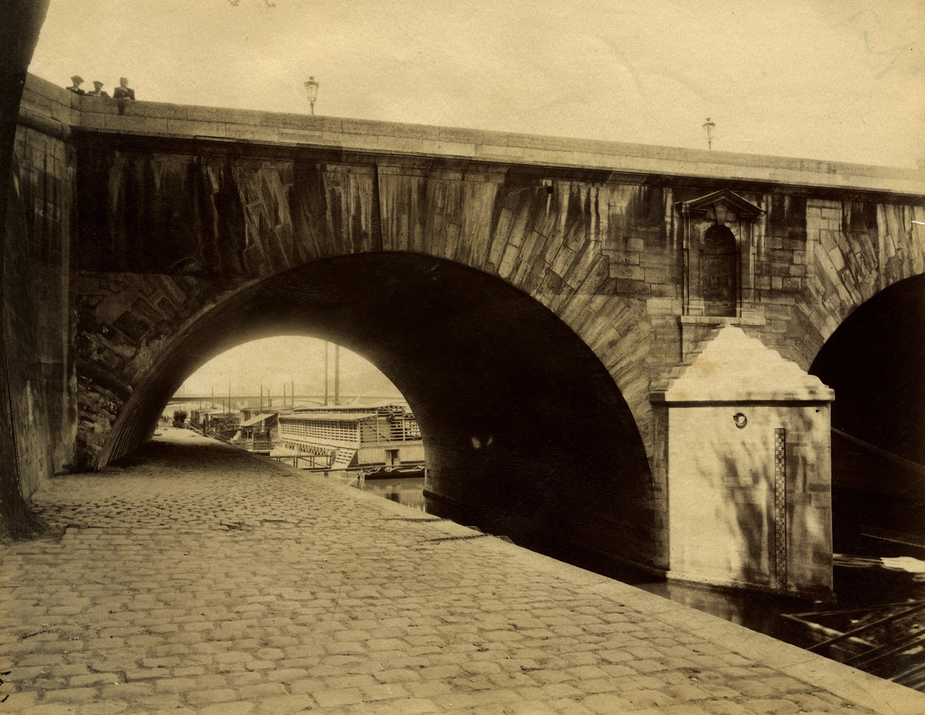 Eugene Atget - Quai d'Anjou - Howard Greenberg Gallery