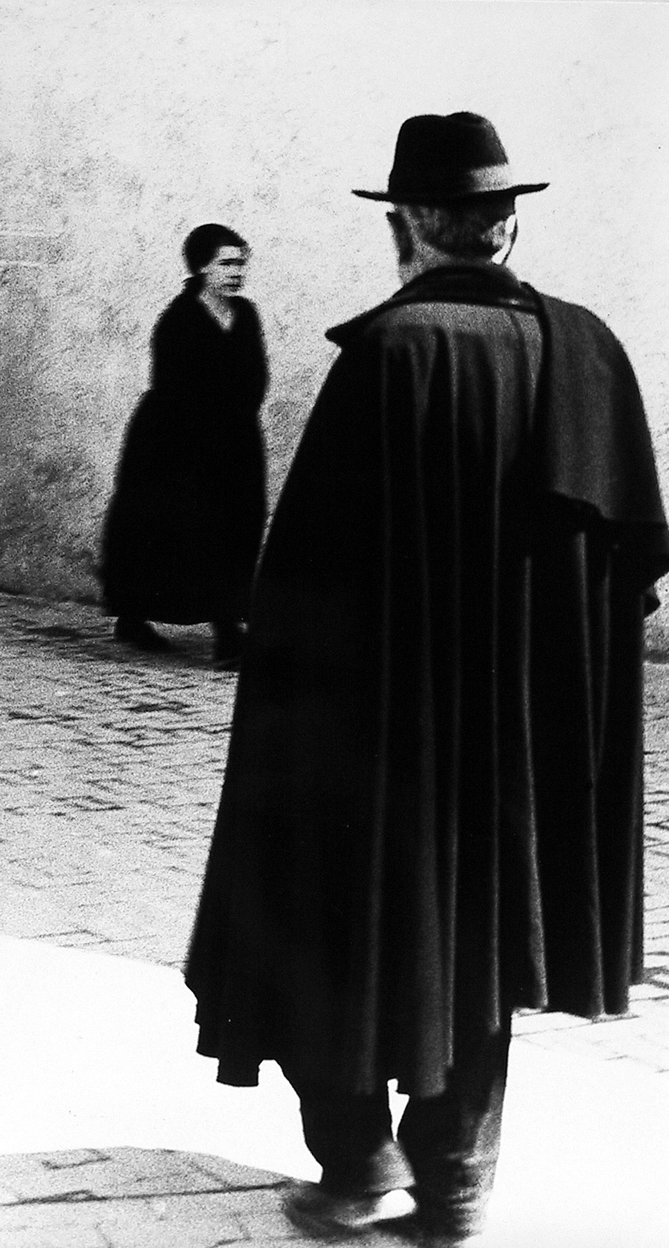 Mario Giacomelli - Scanno, 1957 - Howard Greenberg Gallery