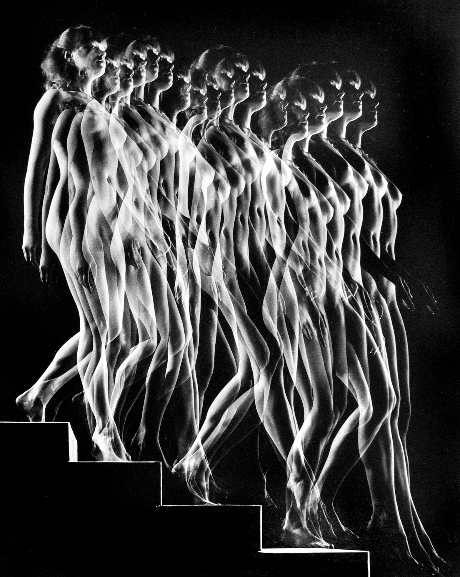 Gjon Mili - Nude Descending Staircase, 1949 - Howard Greenberg Gallery