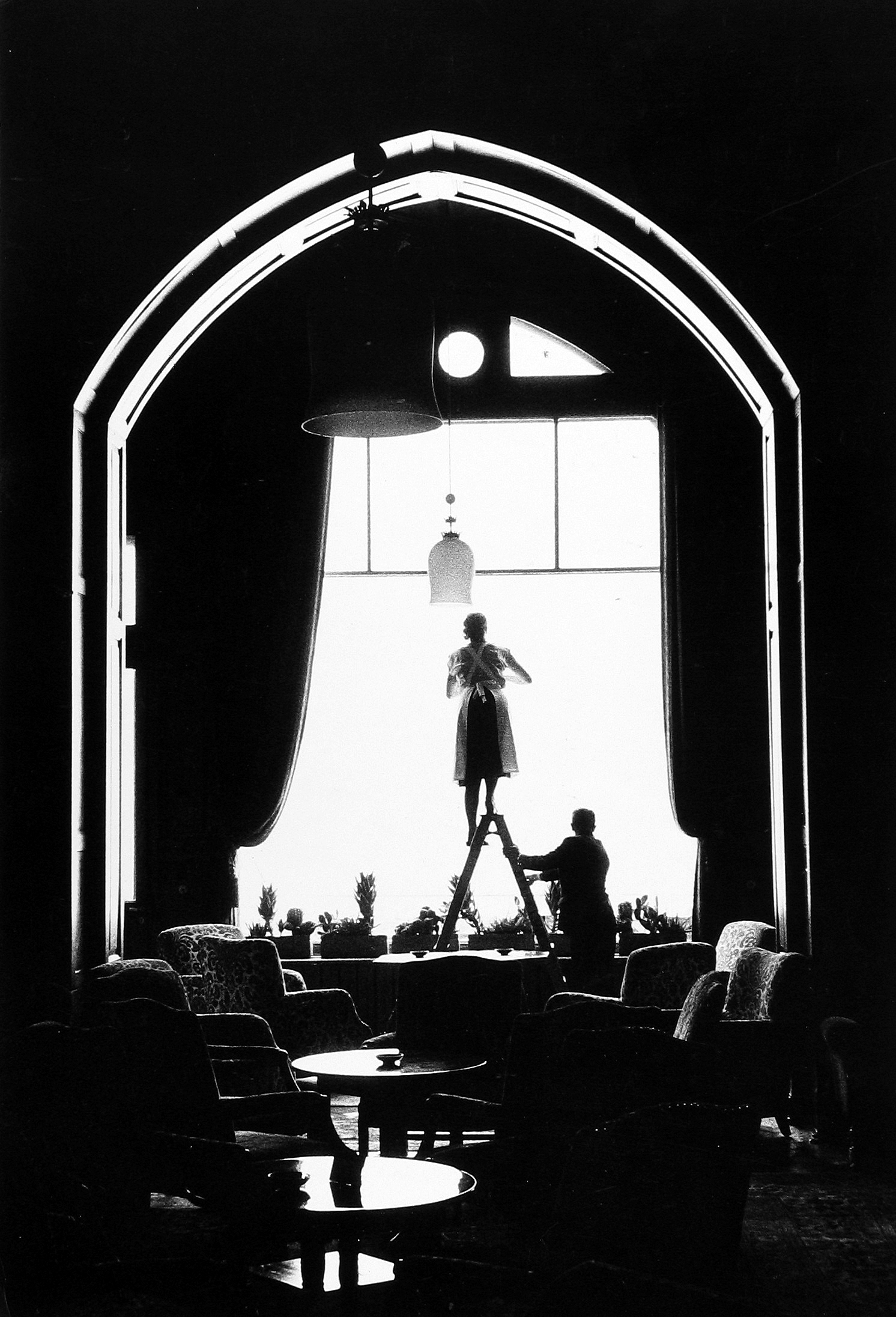 Henry Wolf - Cleaning Women on Ladder, 1963 - Howard Greenberg Gallery