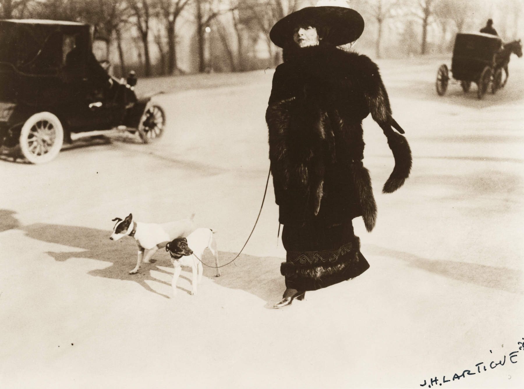 Jacques-Henri Lartigue - Avenue du Bois de Boulogne, 1911 - Howard Greenberg Gallery