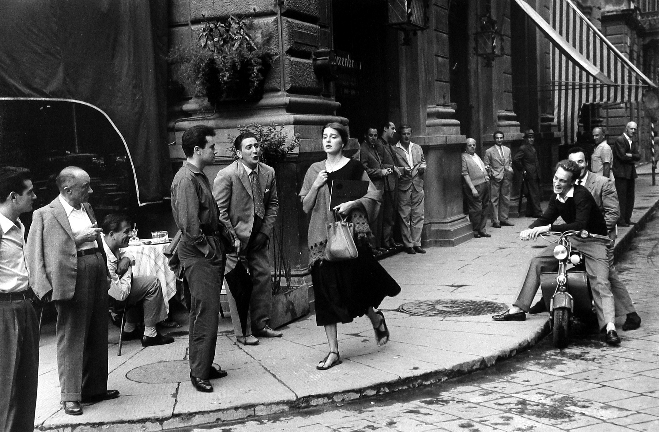 Ruth Orkin - American Girl in Italy, 1951 - Howard Greenberg Gallery