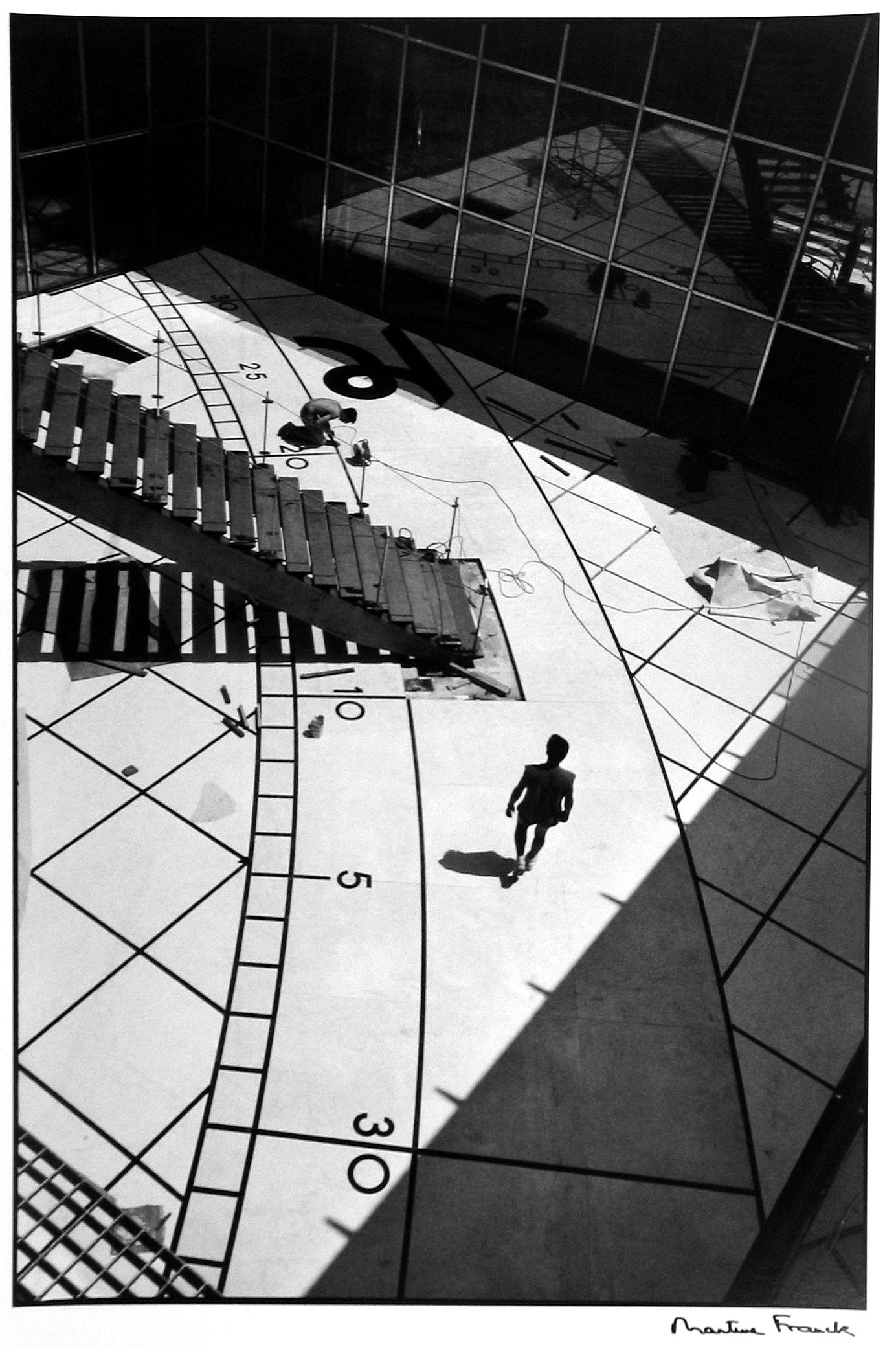 Martine Franck - Grande Arche de la Defense, Paris, France, 1989 - Howard Greenberg Gallery
