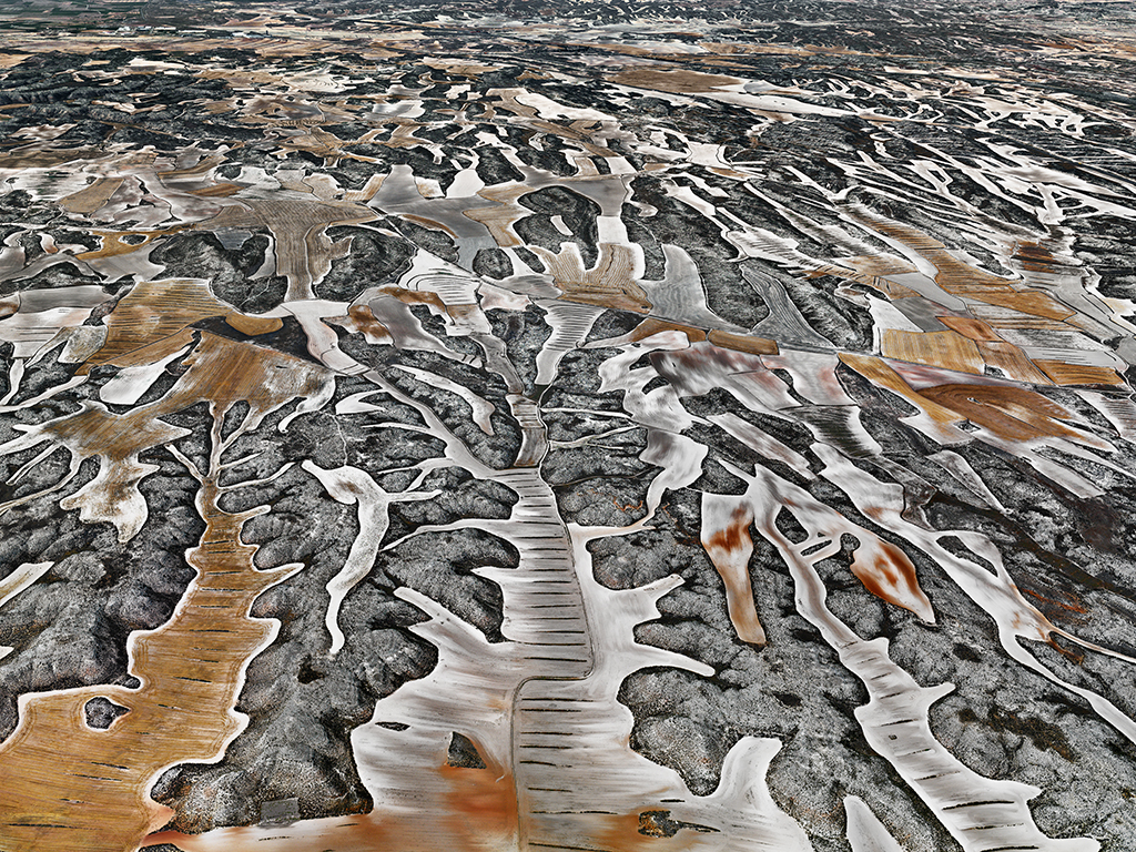howard greenberg gallery edward burtynsky