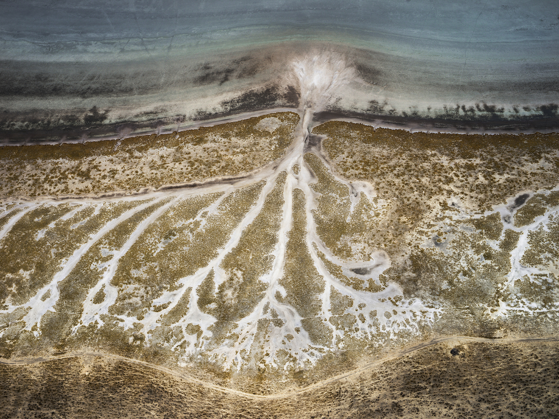 howard greenberg gallery edward burtynksy 2023