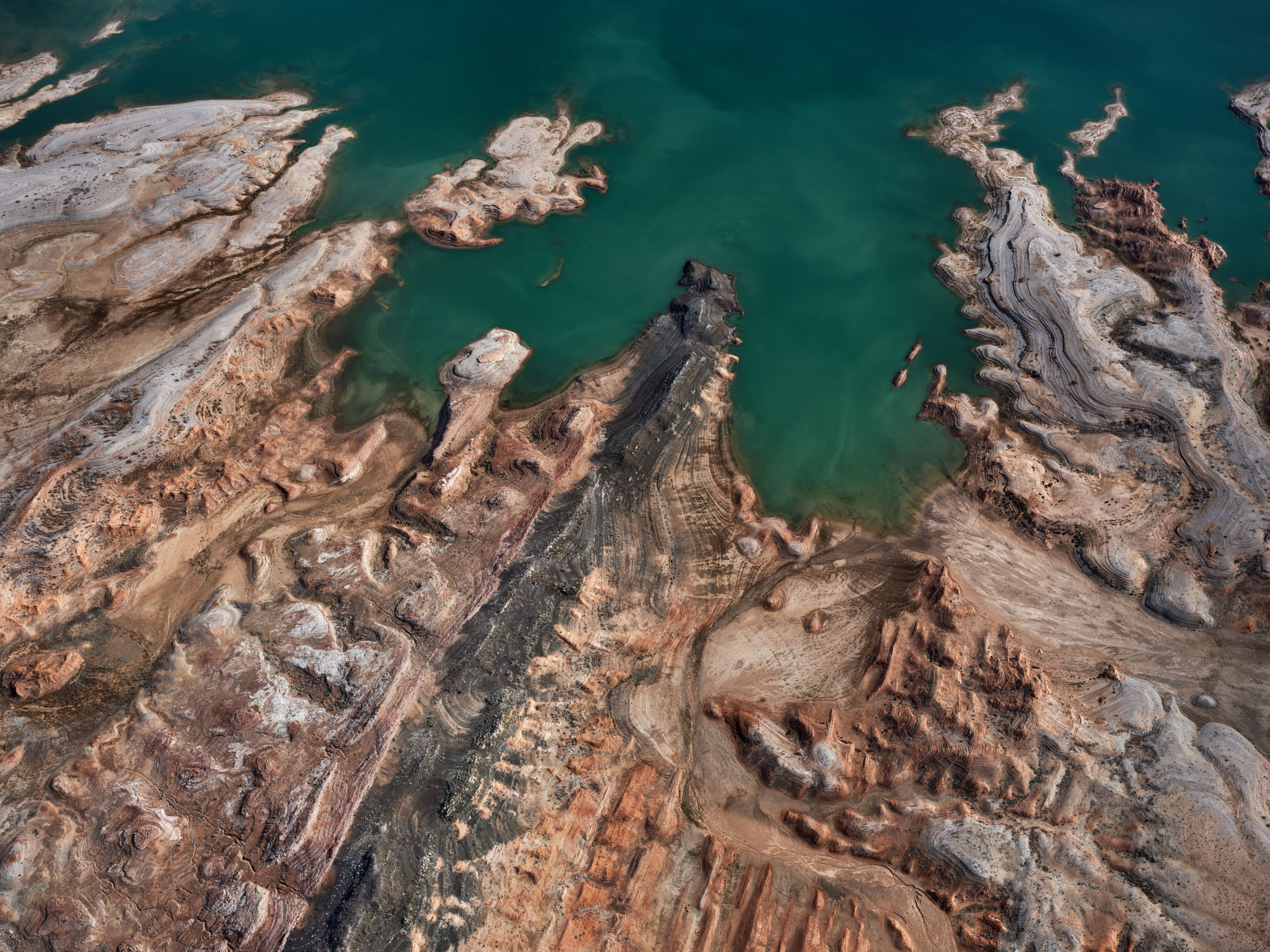 Edward Burtynsky, Echo Bay #1, Lake Mead, Nevada, USA, 2023