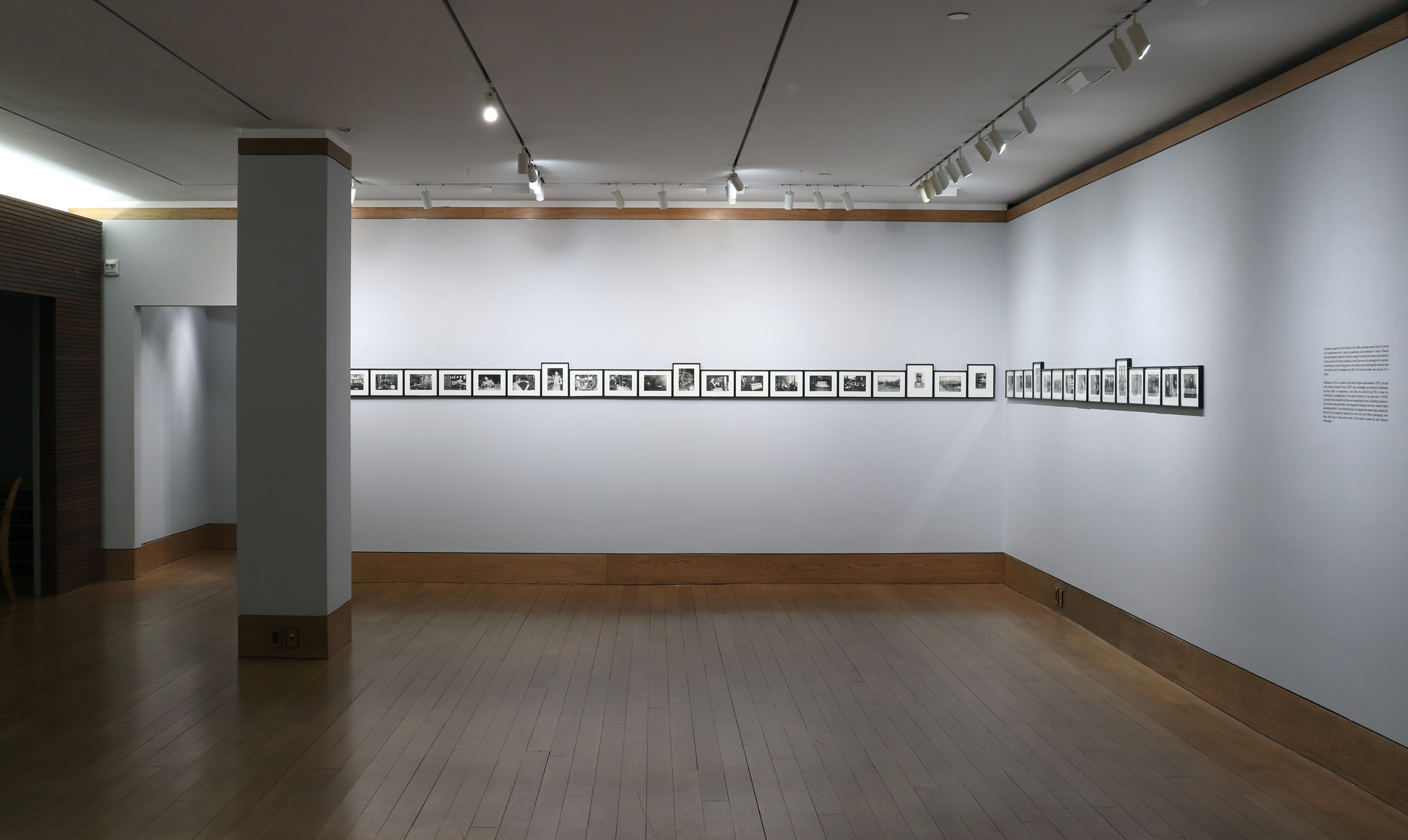 Harry Gruyaert, Installation Views, Howard Greenberg Gallery, 2020