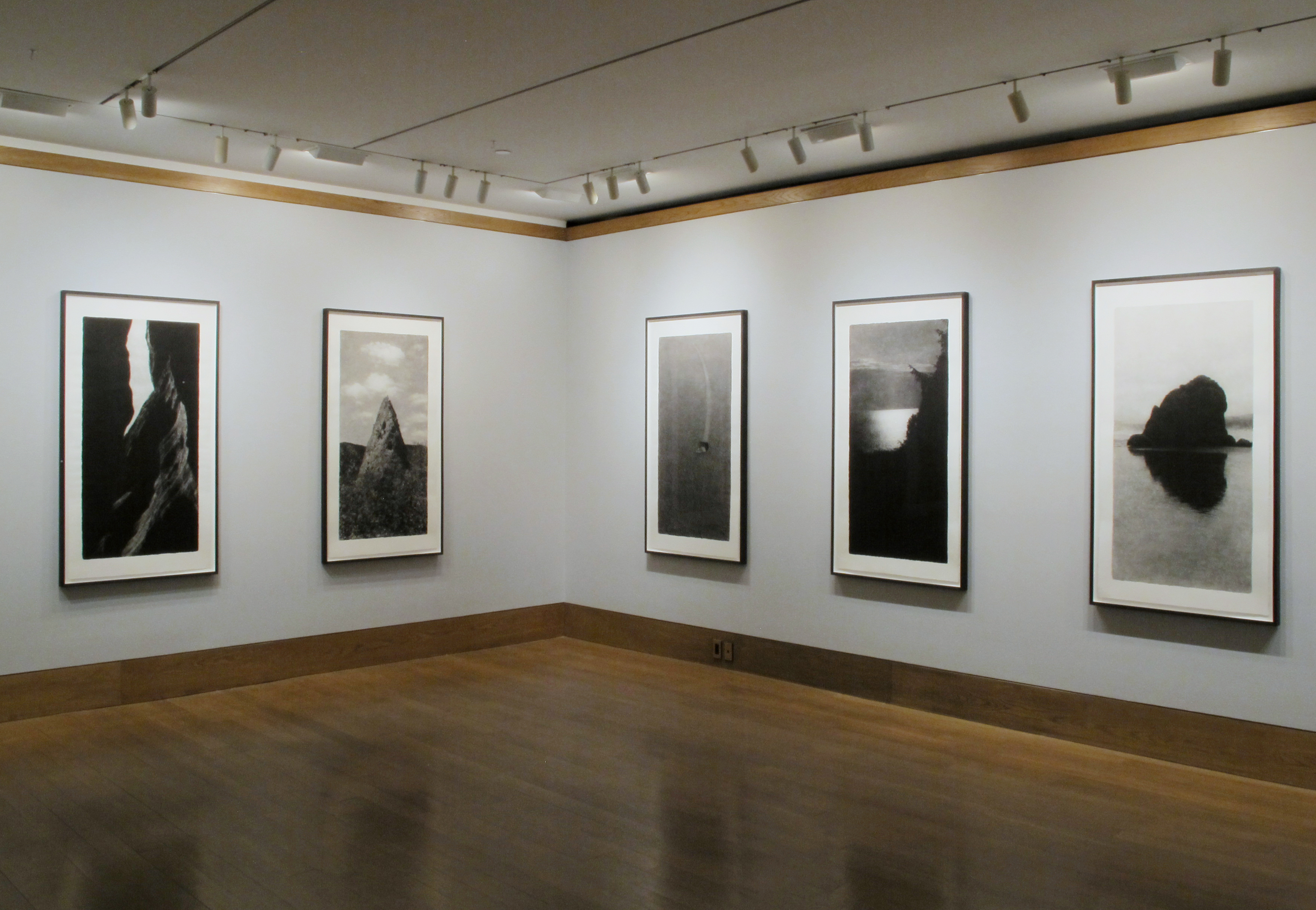 Kenro Izu: Blue, Howard Greenberg Gallery, 2017