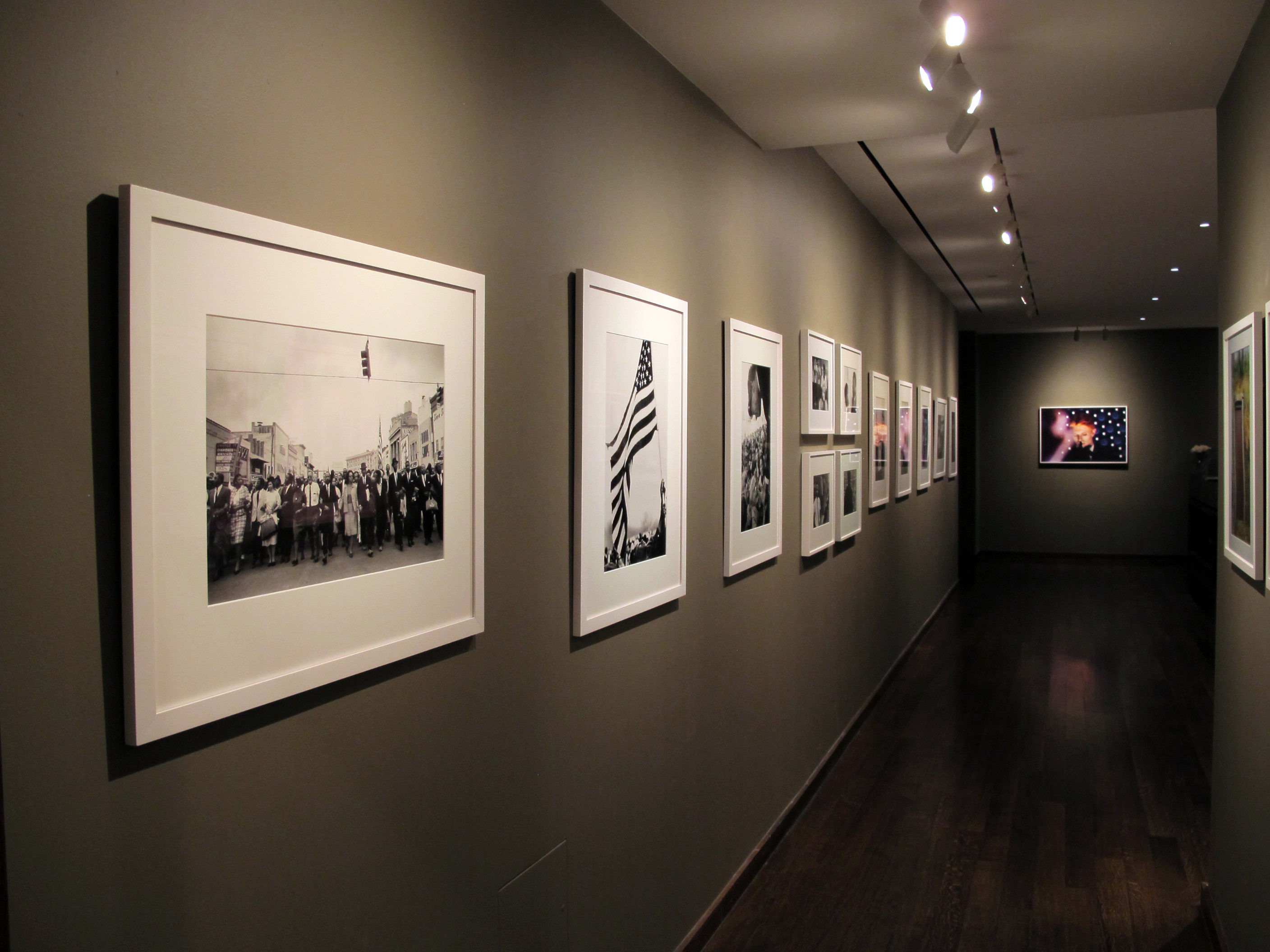 Akris x Vivian Maier 2017 Howard Greenberg Gallery