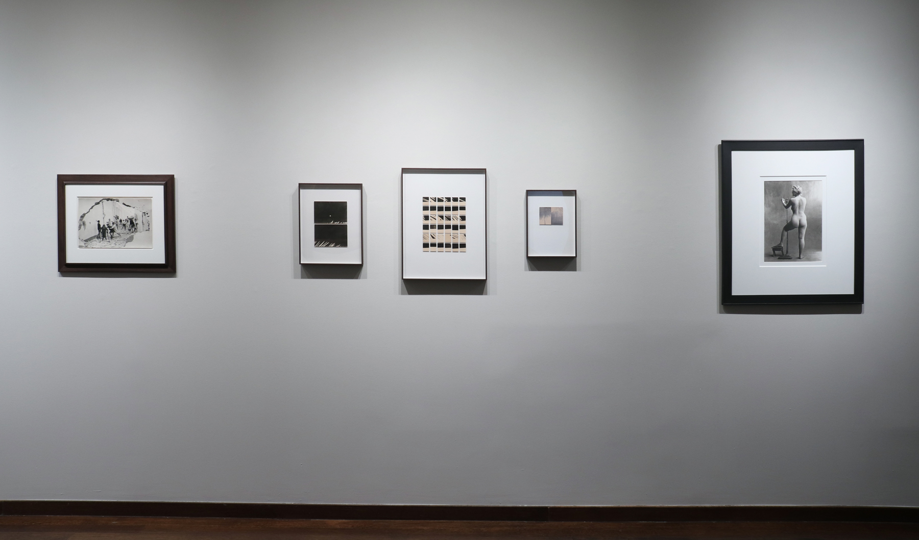 James Van Der Zee - Studio - Howard Greenberg Gallery - 2019