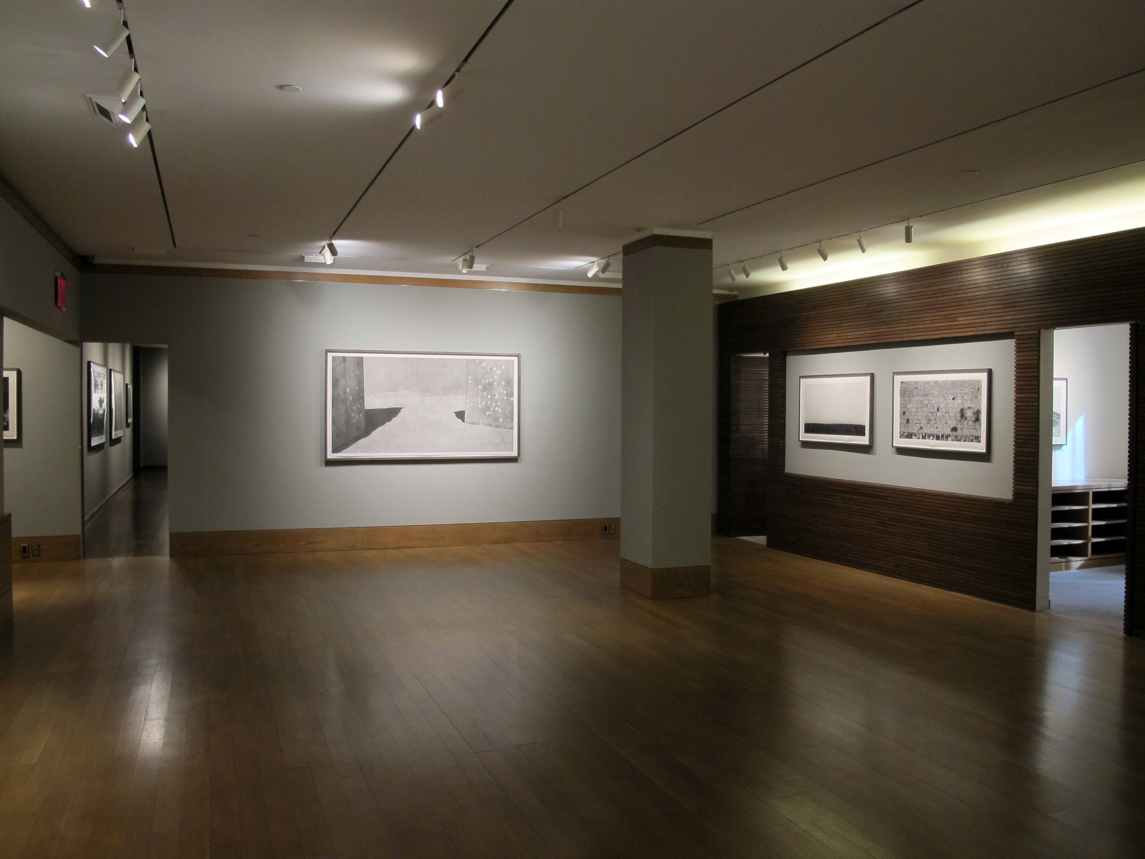 Saul Leiter - Howard Greenberg Gallery - Early Black and White - 2014