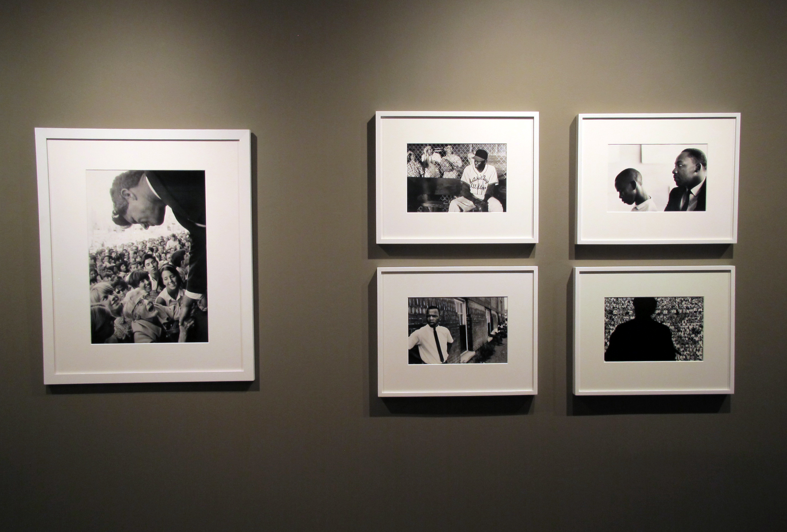 Akris x Vivian Maier 2017 Howard Greenberg Gallery