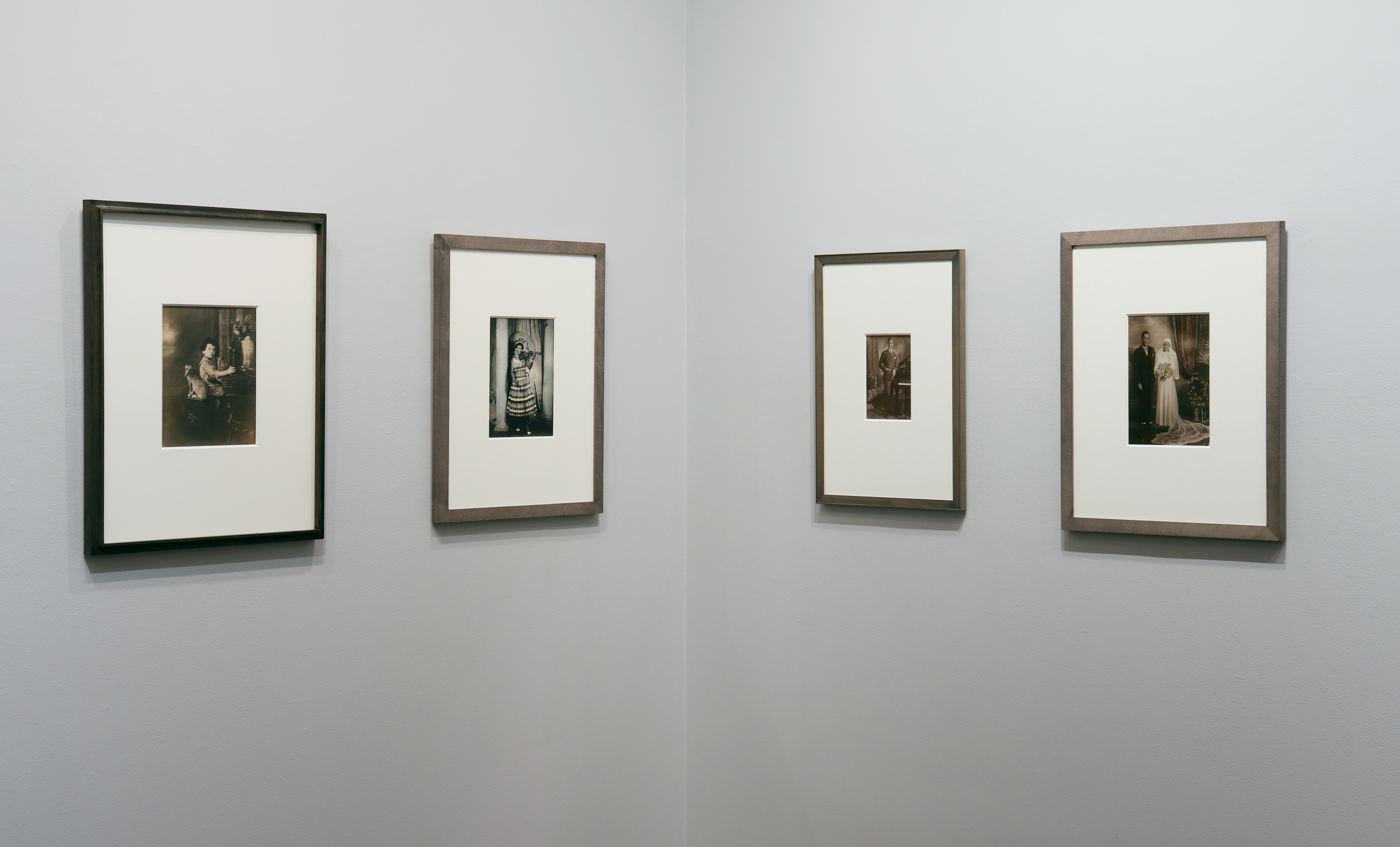 Raghubir Singh: Bombay, Howard Greenberg Gallery, 2017