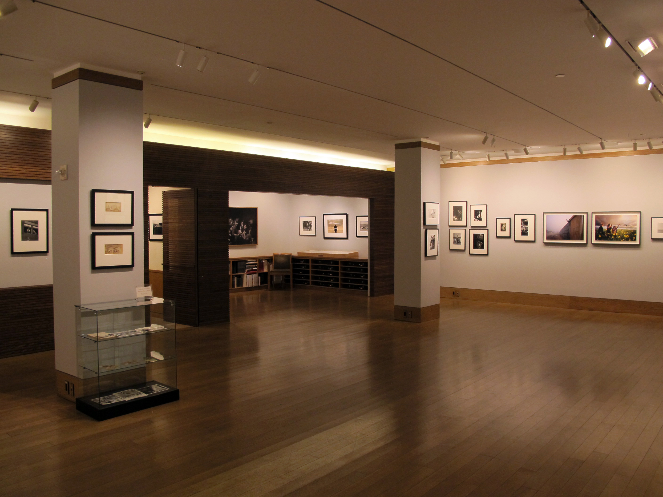 Akris x Vivian Maier 2017 Howard Greenberg Gallery