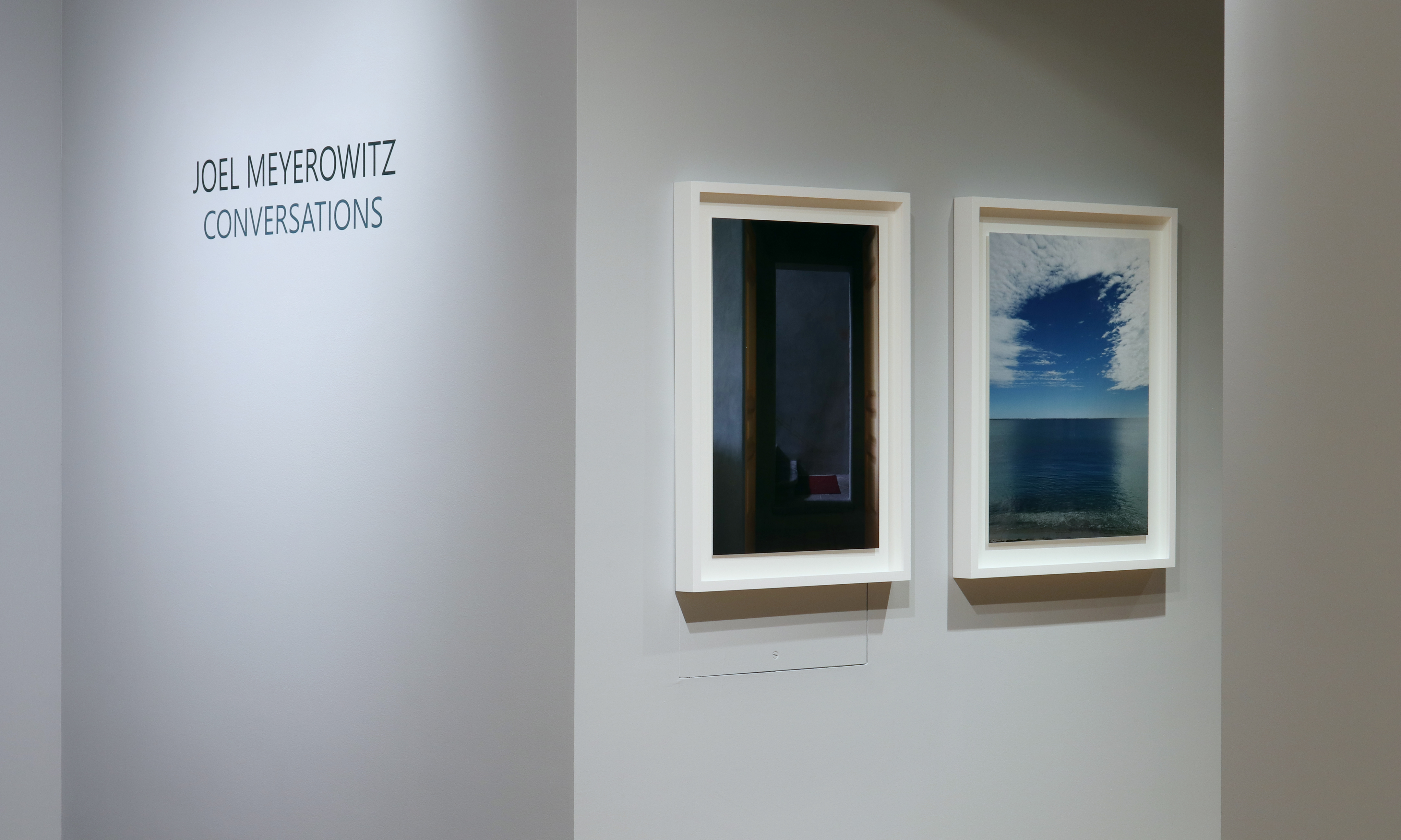 Joel Meyerowitz Conversations installation views