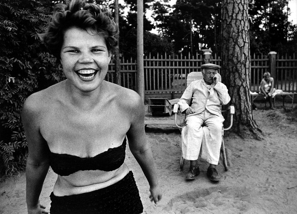 Bathing Beauty 2009 Howard Greenberg Gallery