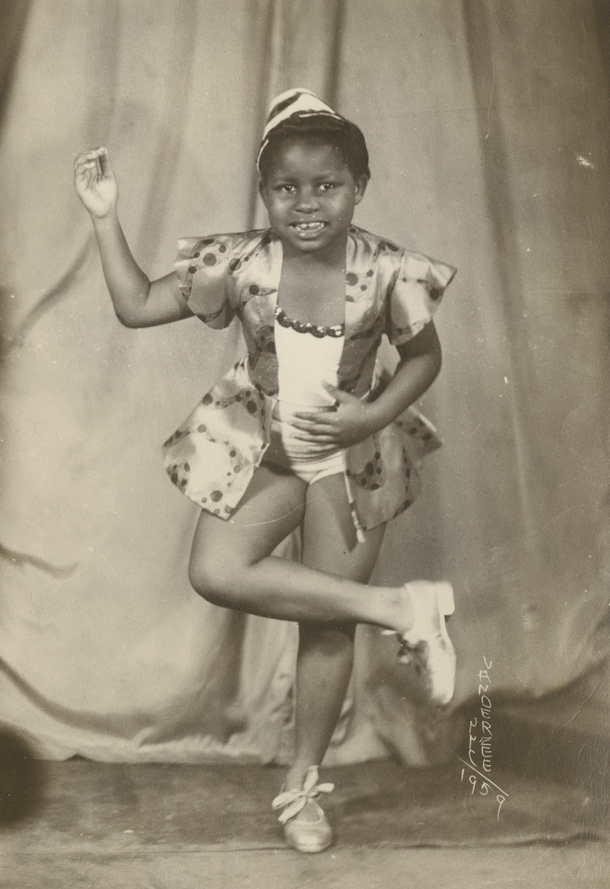 James Van Der Zee - Tap Dancing, 1959 - Howard Greenberg Gallery - 2019