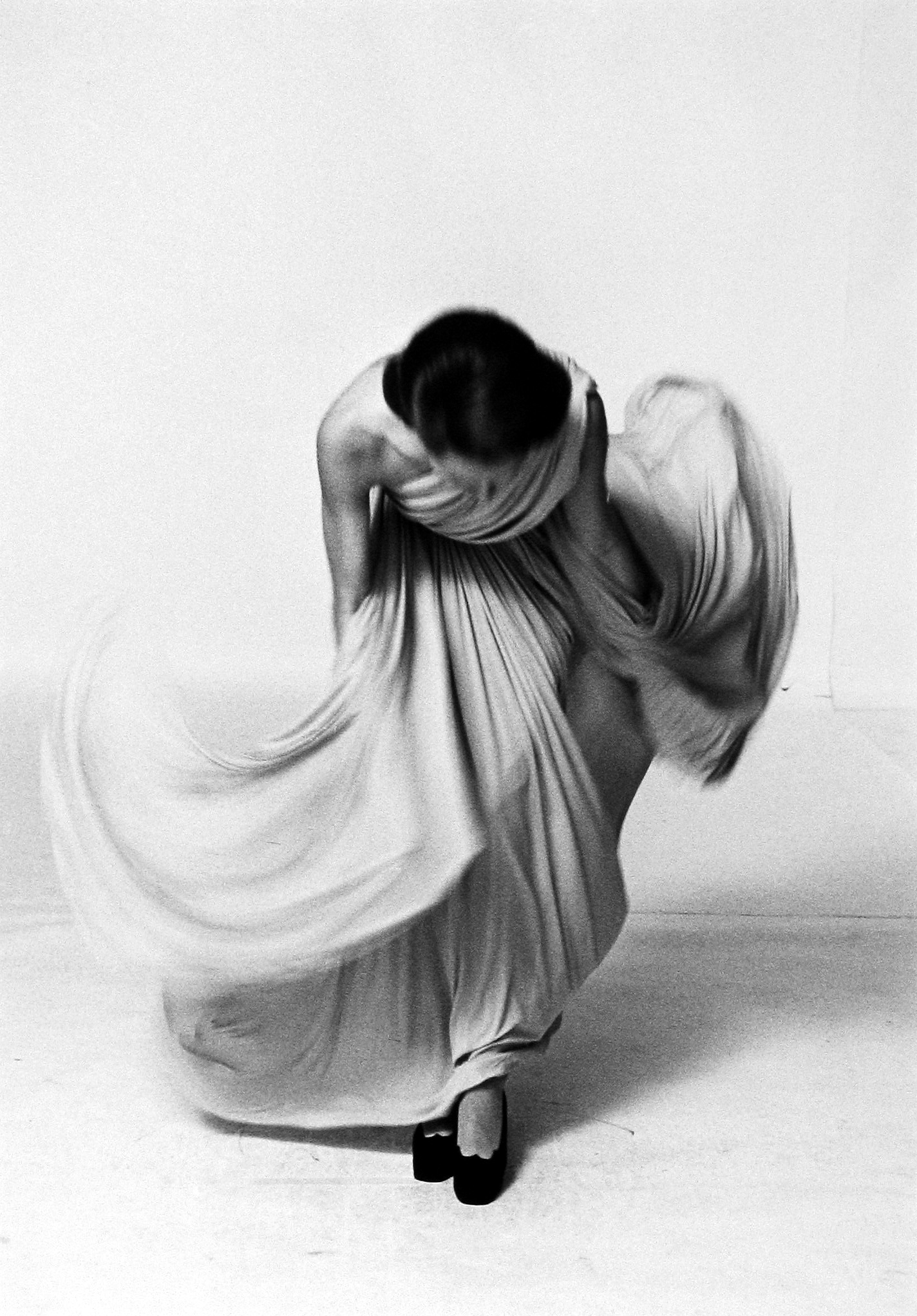 The Heartbeat of Fashion 2010 Howard Greenberg Gallery