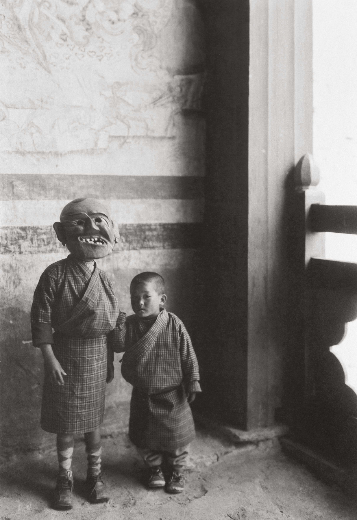 Kenro Izu: Stillness 2007 2008 Howard Greenberg Gallery