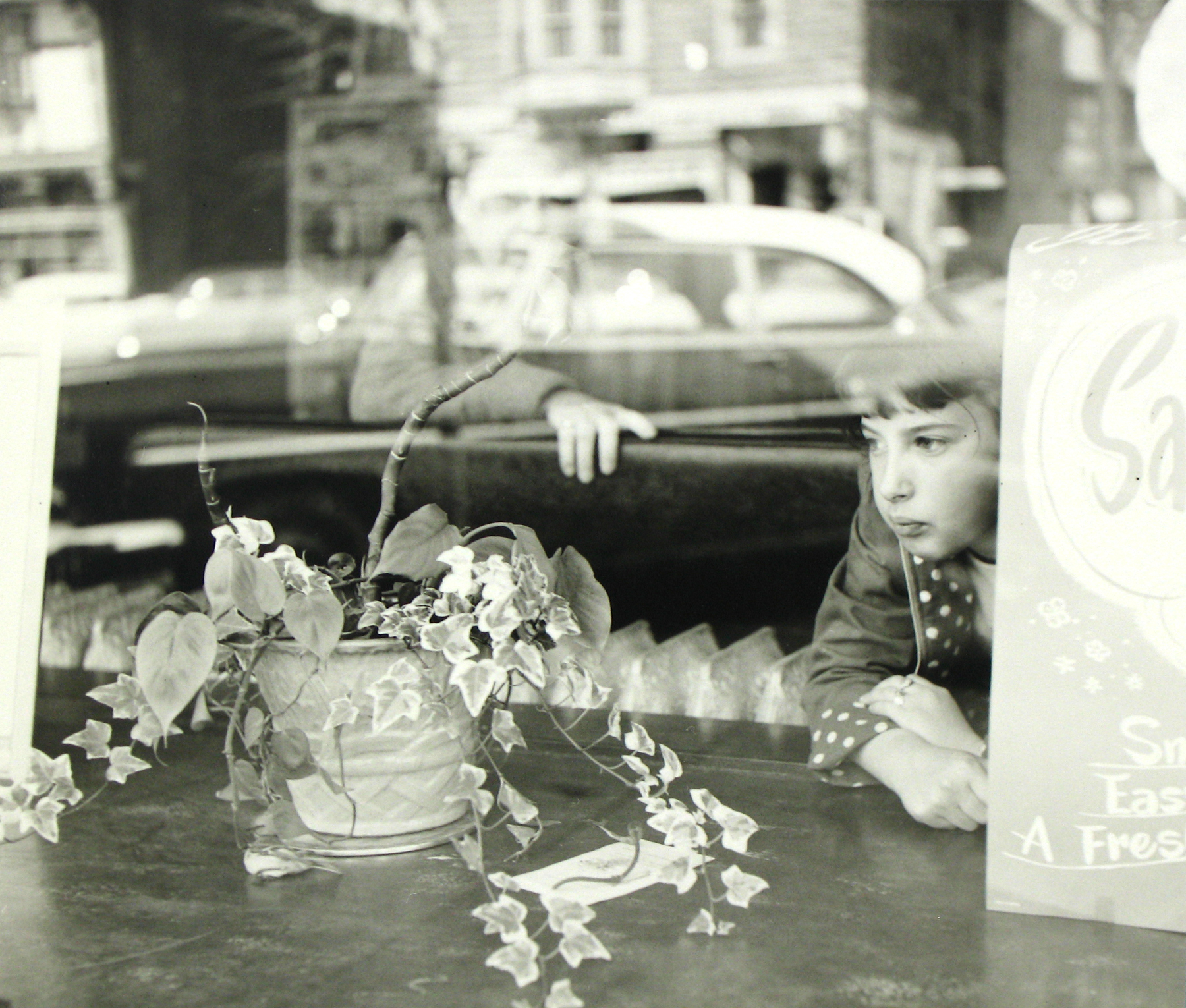 Vivian Maier: Lifetime Prints from the Maloof Collection 2011 Howard Greenberg Gallery