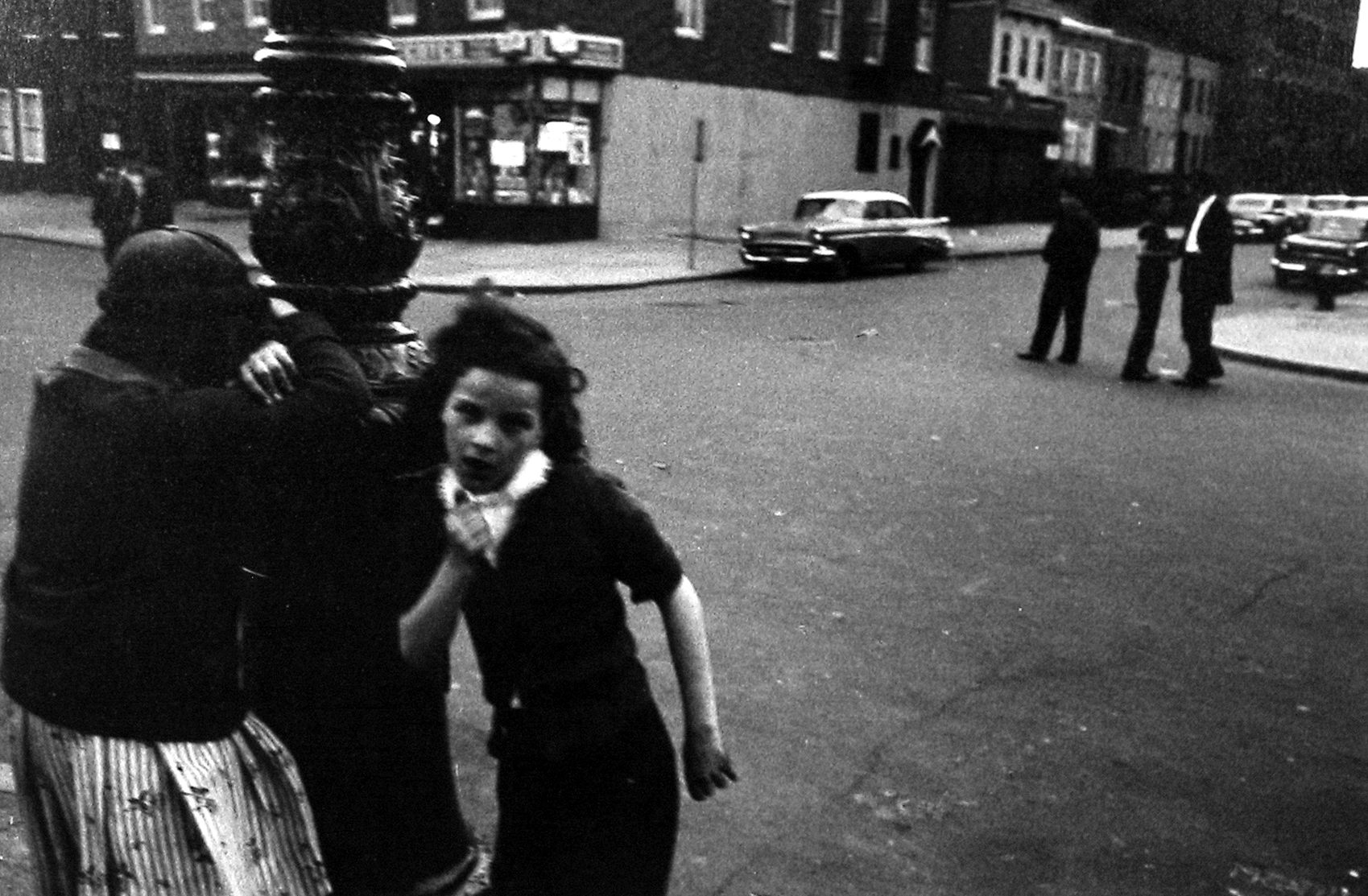 Bruce Davidson Inside/Outside Howard Greenberg Gallery 2003
