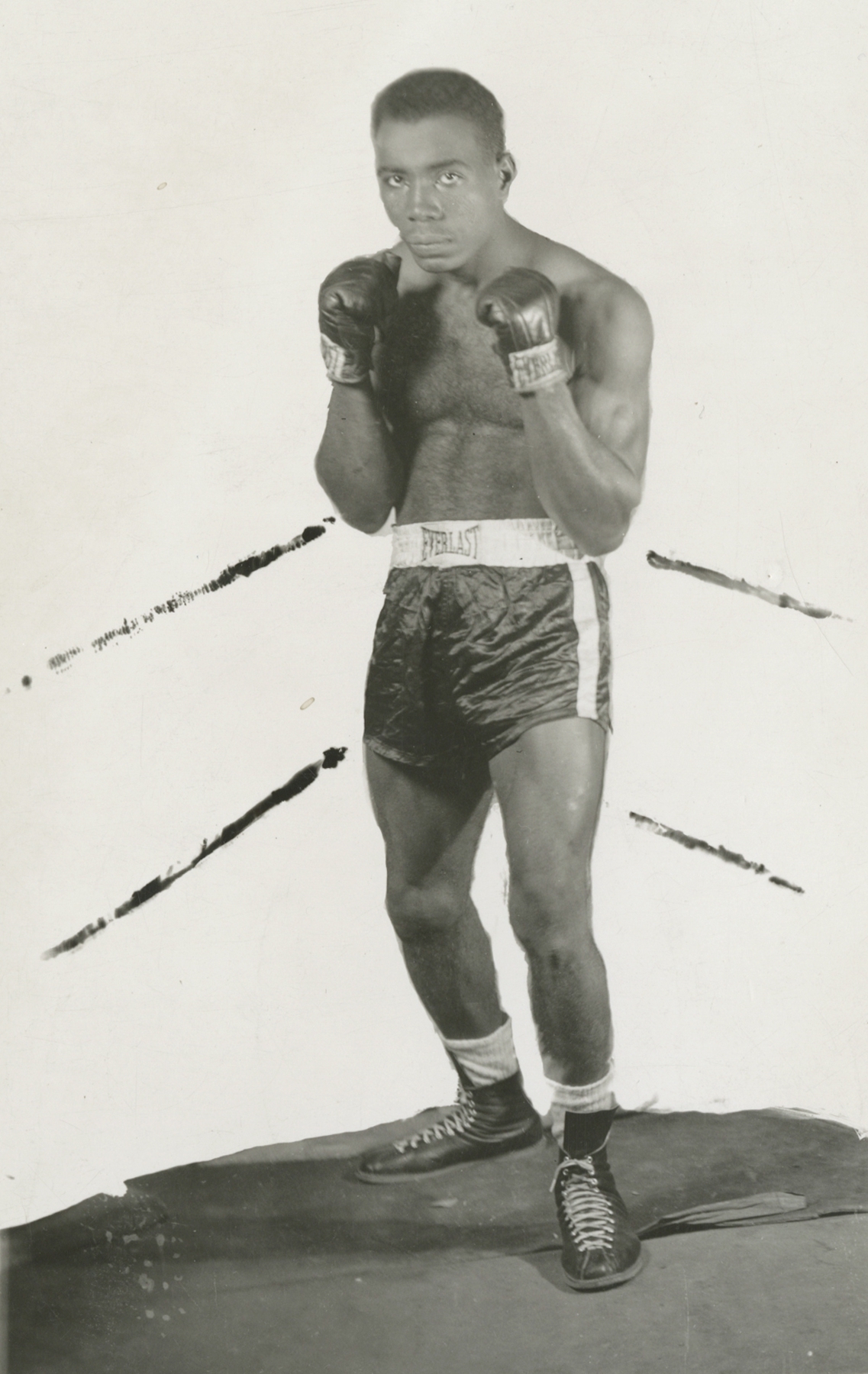 James Van Der Zee - Golden Glove Boxer, c.1954 - Howard Greenberg Gallery - 2019