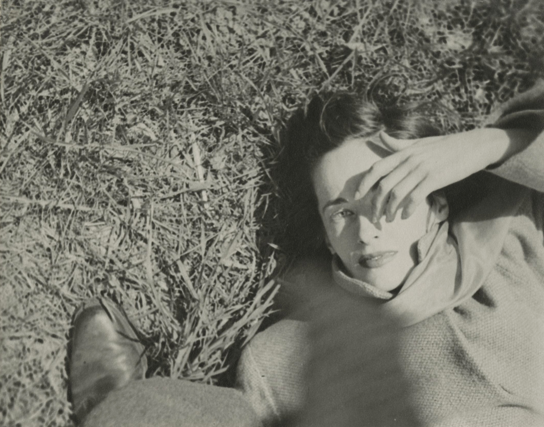 Saul Leiter - Howard Greenberg Gallery - Early Black and White - 2014