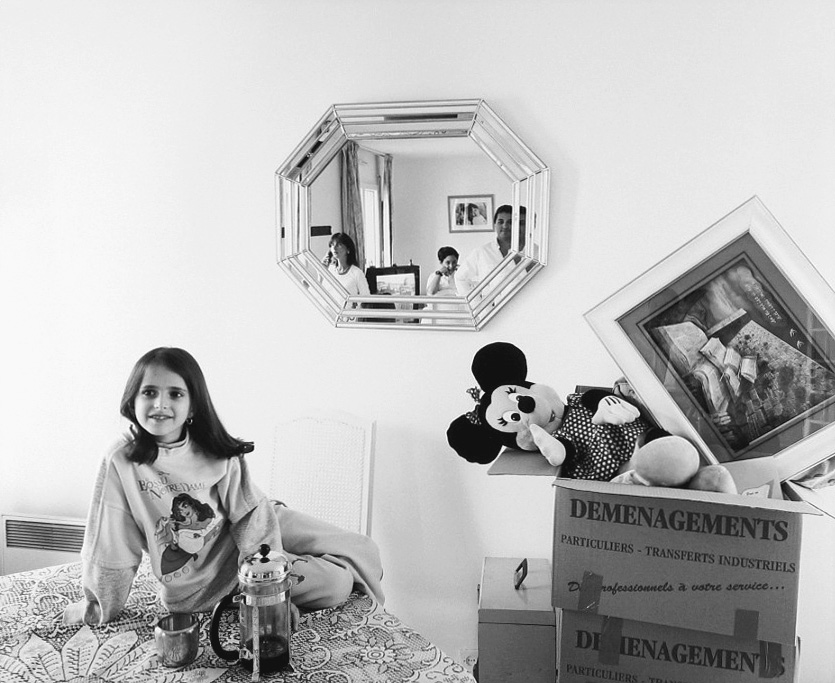 Frédéric Brenner: Exile at Home - Paris, France, 1997 - Howard Greenberg Gallery