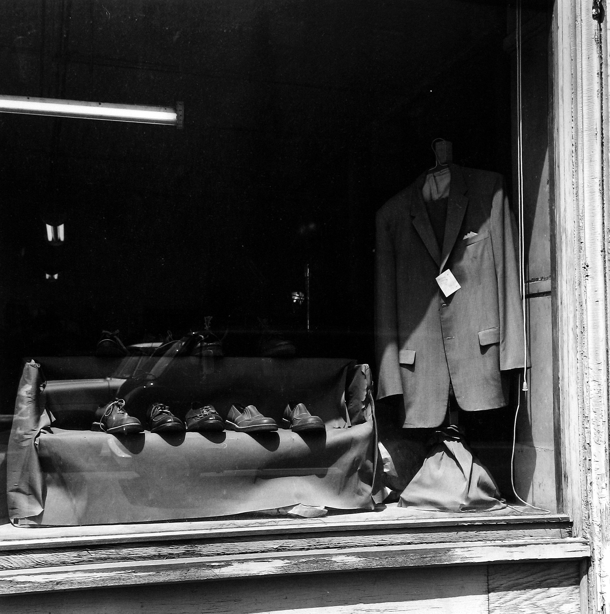 Tom Arndt: Minnesota 2006 Howard Greenberg Gallery