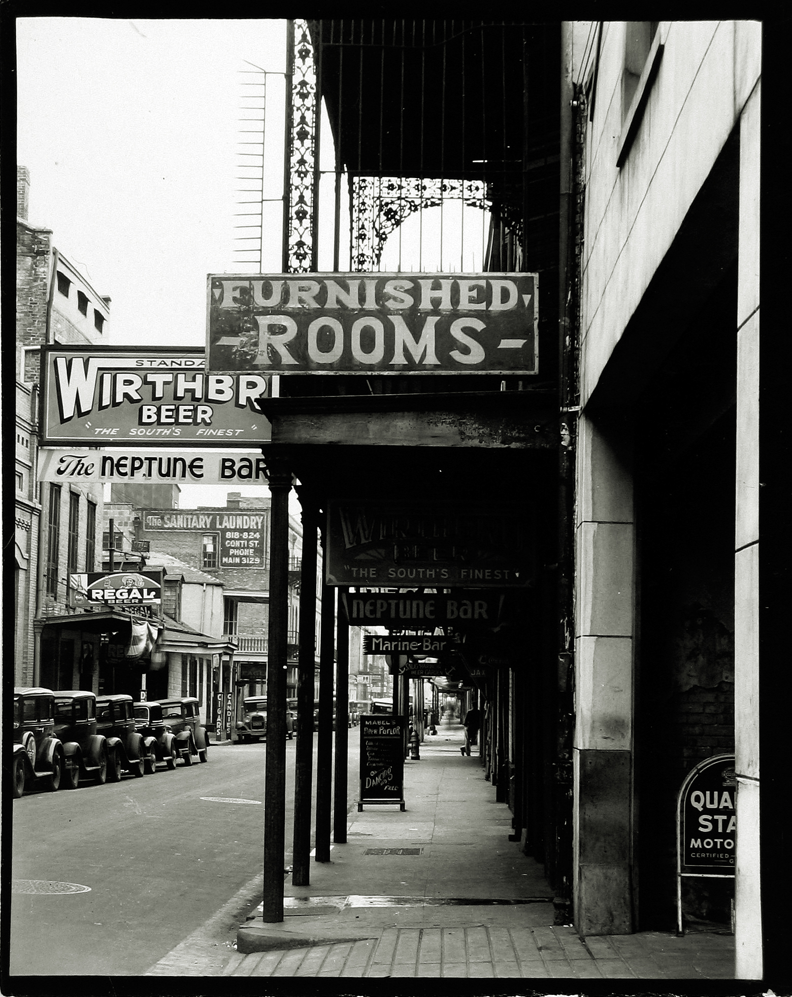 Walker Evans and His Early Circle 2004 Howard Greenberg Gallery