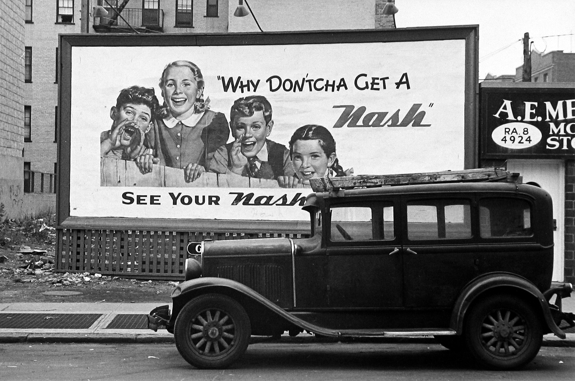 Right of Passage: Youth Culture from Mid-Century 2006 howard greenberg gallery