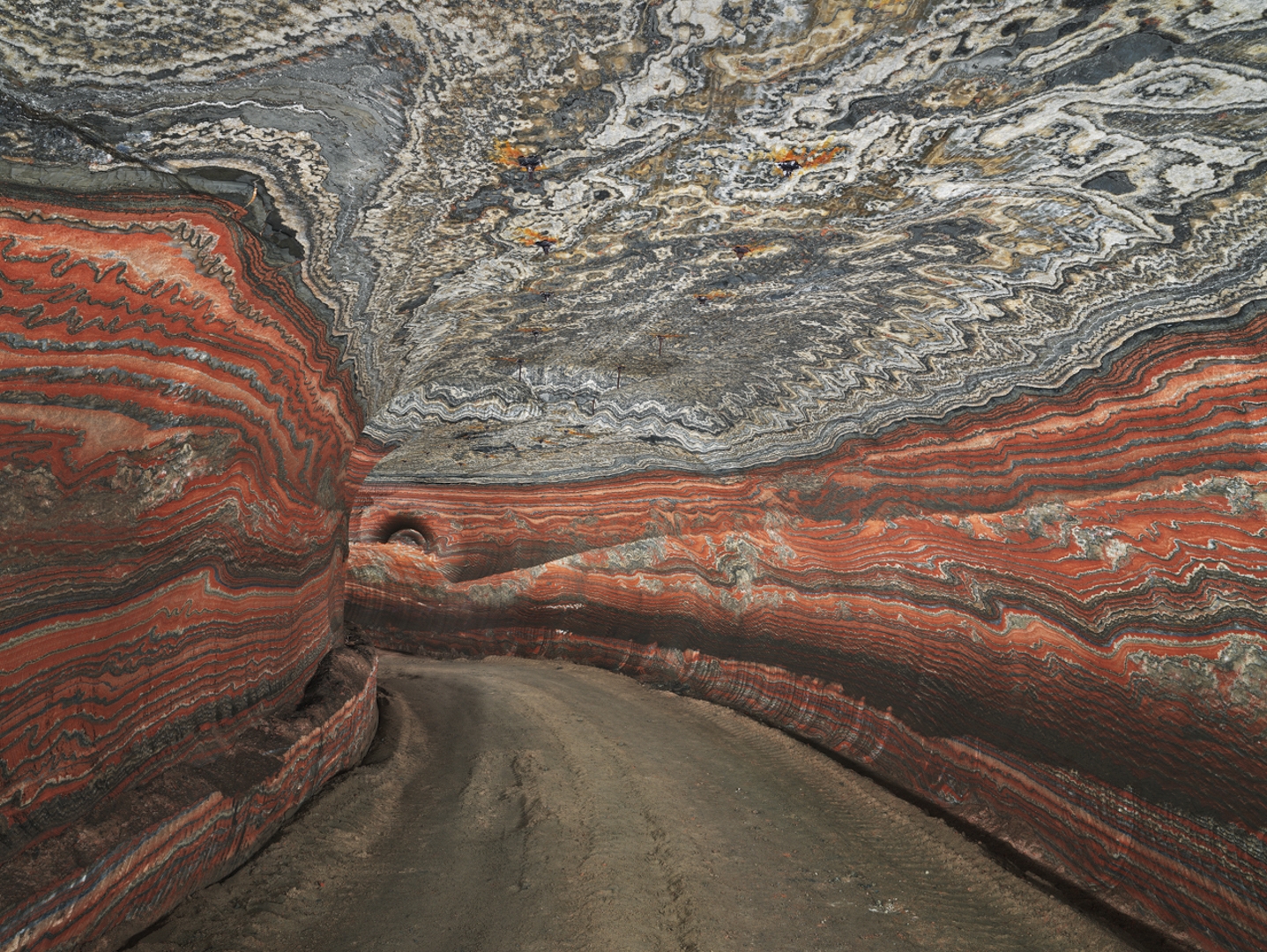 Edward Burtynsky - Uralkali Potash Mine #2, Berezniki, Russia 4/6, 2017 - Howard Greenberg Gallery - 2018