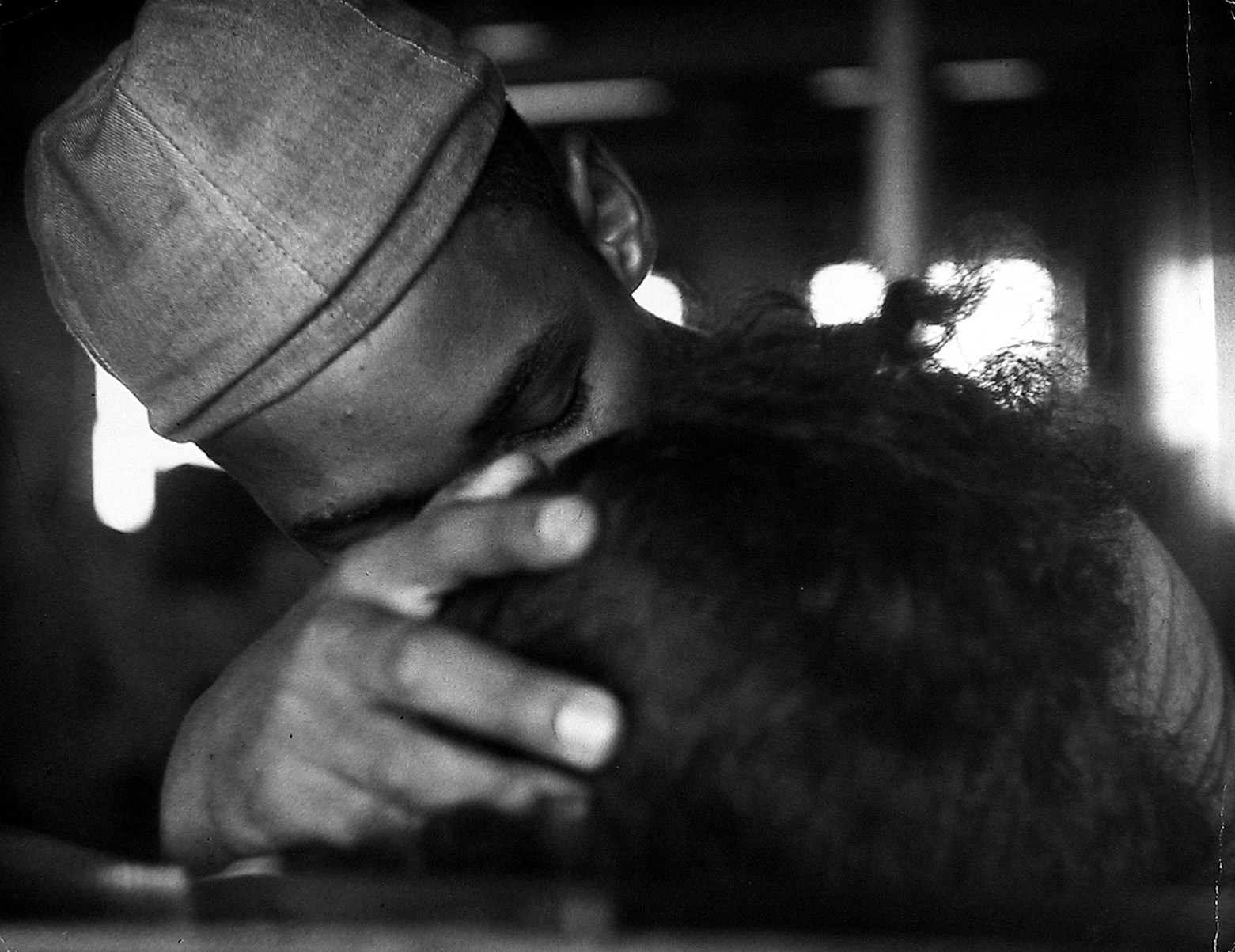 Leon Levinstein: Living in the Edge 2010 Howard Greenberg Gallery