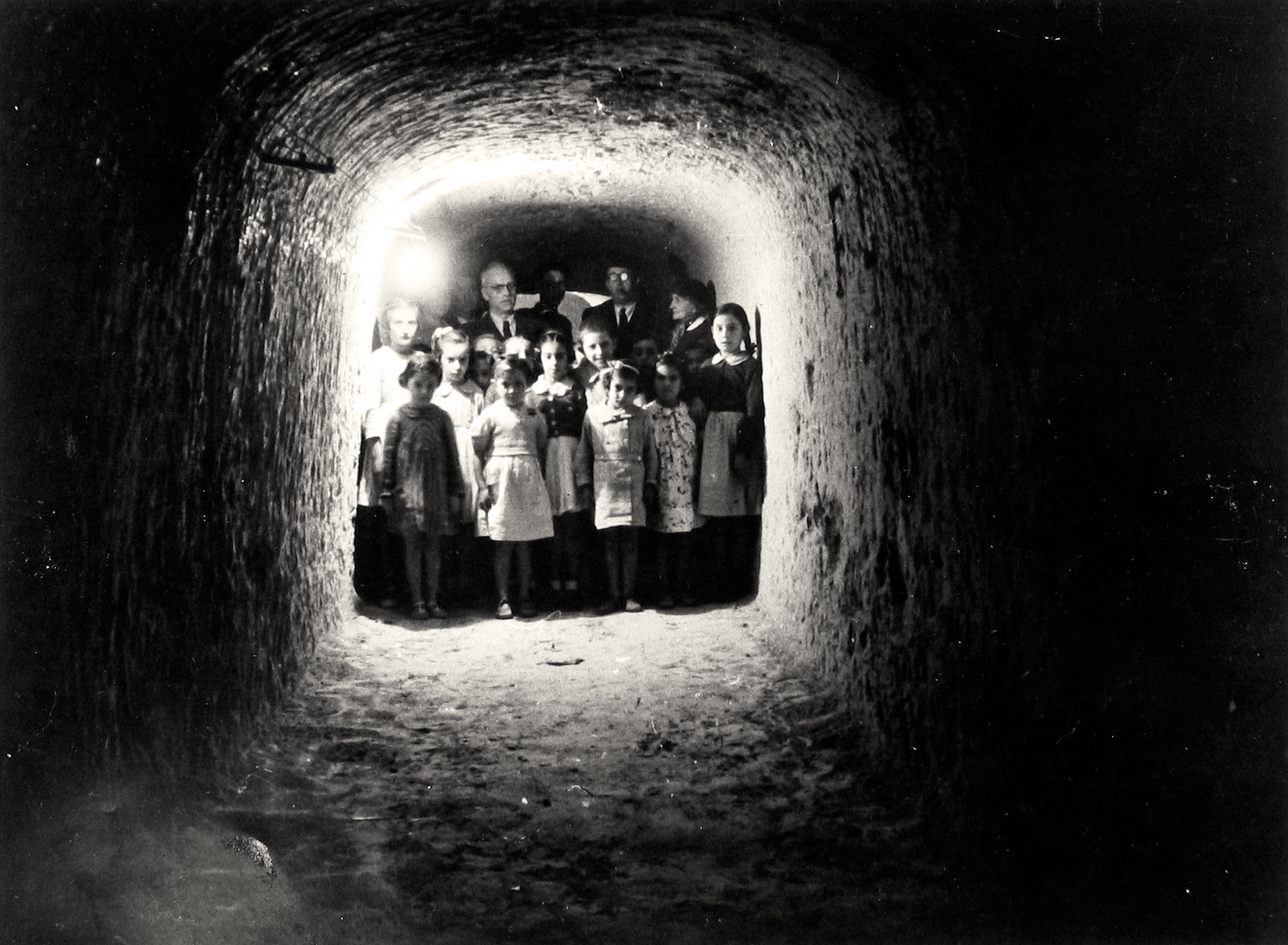 The Immigrants, Howard Greenberg Gallery, 2017