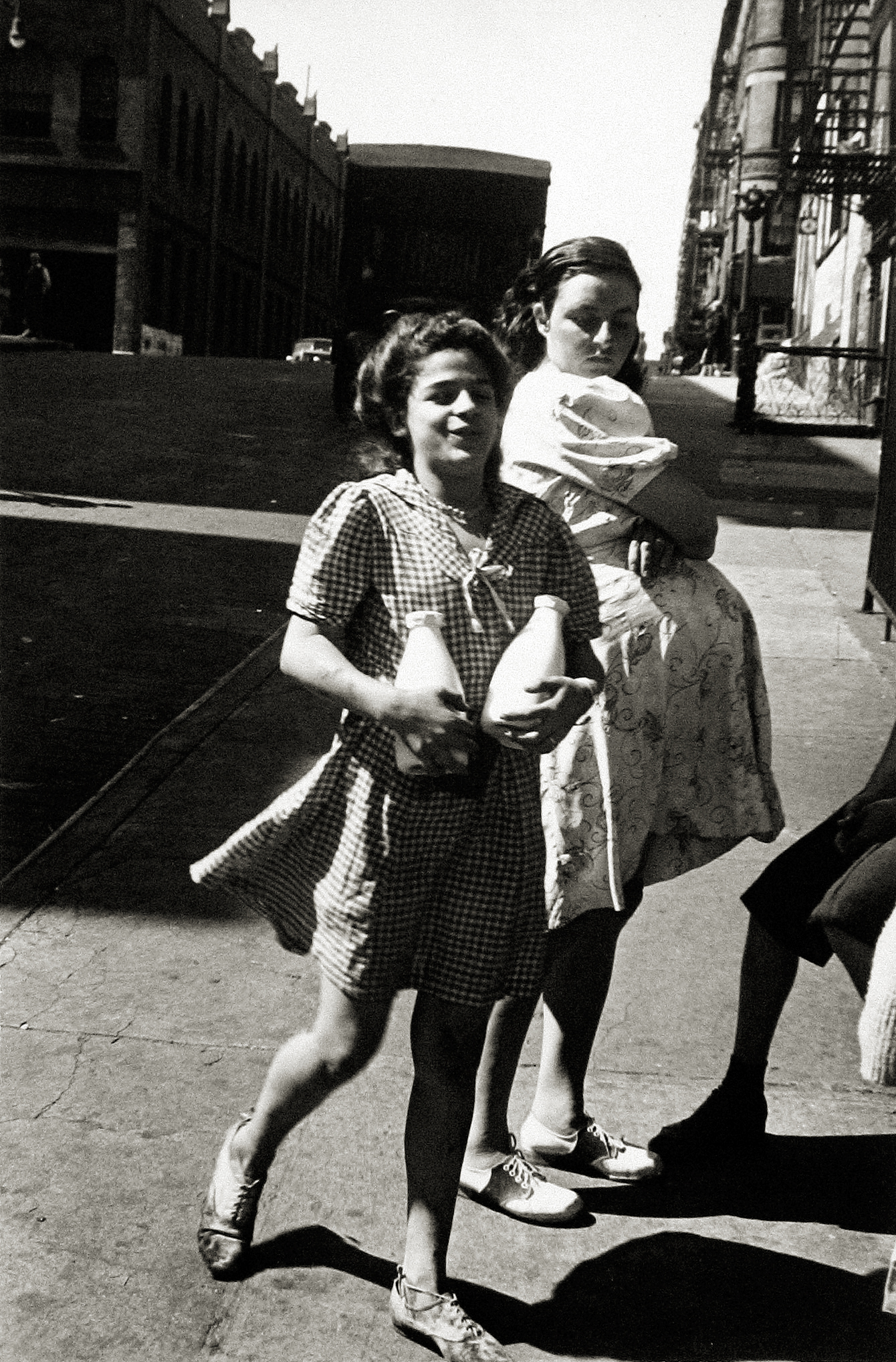 Walker Evans and His Early Circle 2004 Howard Greenberg Gallery